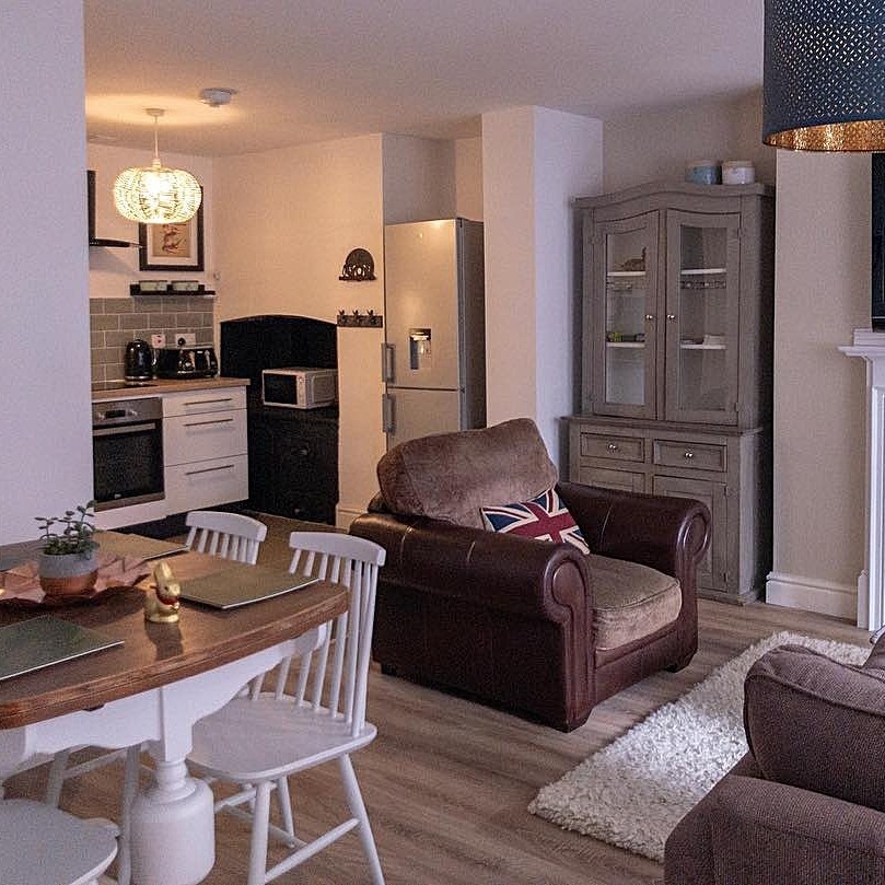 It was a pleasure to clean this stunning Georgian apartment 🧽✨
