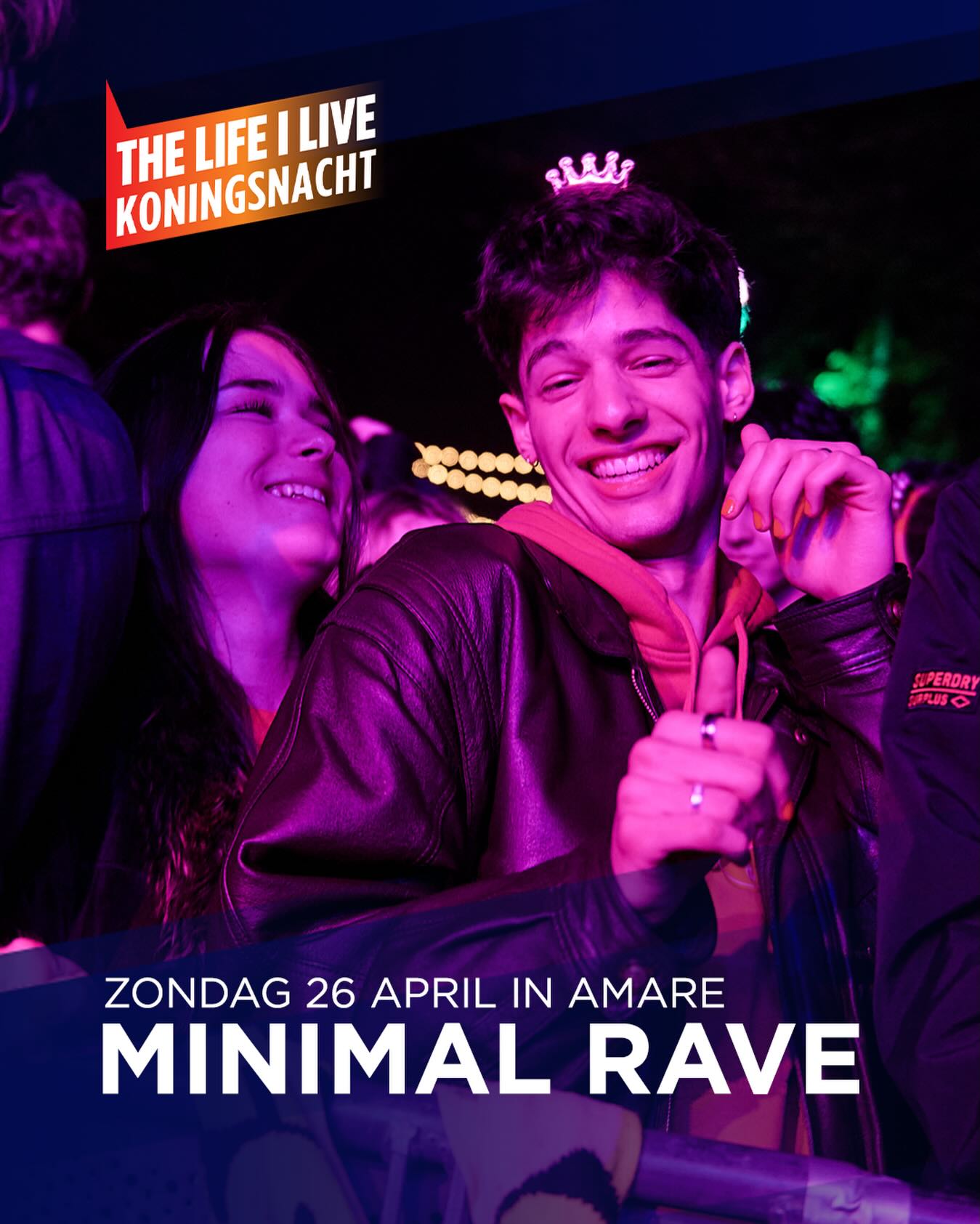 Liefhebbers van klassieke muziek opgelet! Tijdens THE LIFE I LIVE Koningsnacht is Amare de plek! Bij Minimal Rave waan je jezelf eerst in de stukken van Philip Glass om vervolgens te dansen op de Hoketus van componist Louis Andriessen.
Wanneer luister jij het liefst naar de stukken van Philip Glass? Reageer vóór wo 22 april en maak kans op twee tickets voor de Minimal Rave tijdens Koningsnacht!
Check Amare.nl voor meer informatie.
#koningsnacht2026 #TLIL #Denhaag #TLIL26 #popstaddenhaag