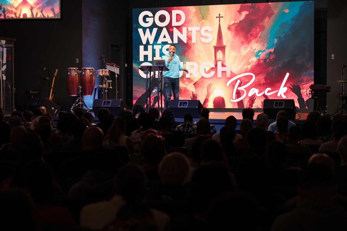 This Sunday morning Pastor Mike blessed us with an incredibly rich message titled, “God wants His Church back”.🙌🏿🙌🏼🙌🏾
Family, it is crucial that as the Body of Christ that we flow & function according to Jesus Christ our Savior and His word, rather than the systems and traditions of men. We are to seek after, and welcome with open arms the lost and broken so that they can experience the healing, chain-breaking power of His Presence.
God NEVER wants HIS church to be more focused on transactions, over transformation. Jesus we ask for the grace to rightly steward your presence, and our body of believers according your Word, your will, and your ways!
We give God all of the glory for the host of individuals that joined our Church Family this morning, and for all that He’s doing at the place where no perfect people are allowed!
_
#CityOfGrace614 #COG614 #PlaceOfGrace #ProductOfGrace #AnointedButFlawed