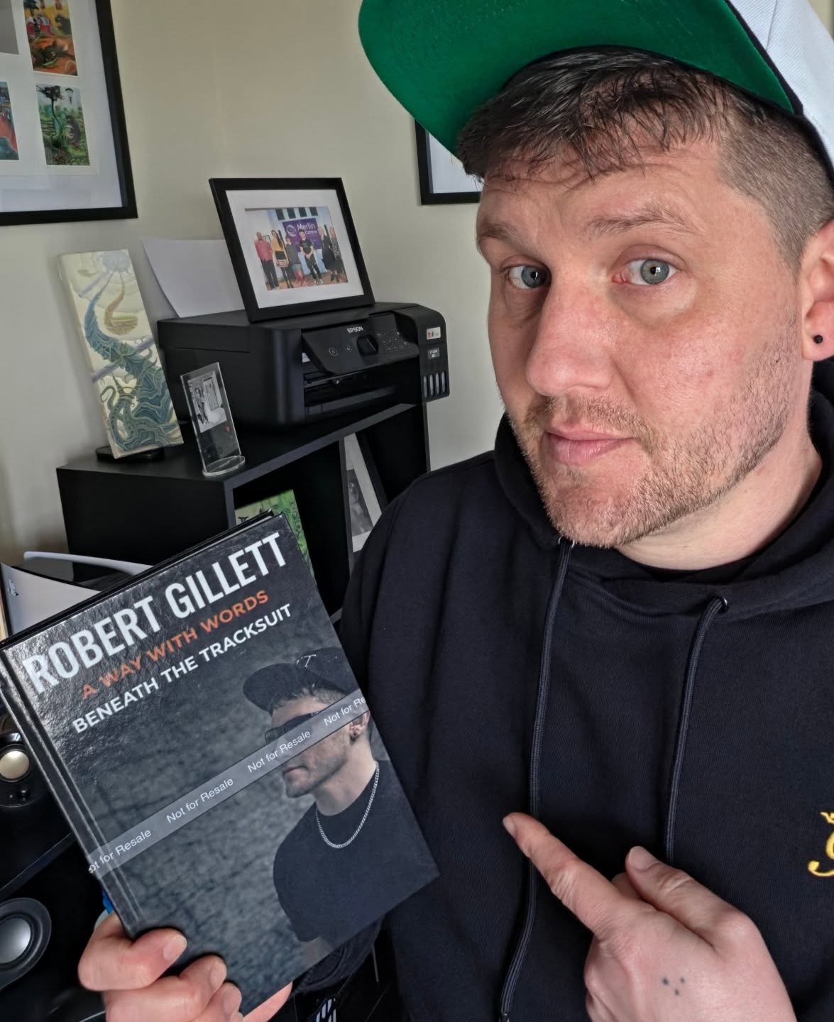 I love doing what I do. Writing, creating, expressing, laughing, performing, taking this disability a telling it that I ain't done yet.
I had to change paths, change careers, from fitting kitchens to writing poetry. It’s definitely not something I ever imagined for myself.
It did take a breakdown before I had this breakthrough. The mental health battles and the life MS brings can be so hard but I really have tried to make something from that pain.
A Way With Words is my 5th solo book (out 13th May) and it's a cool show that I get to take anywhere. Doing it all myself, without publishers and managers can be challenging but this way, I get to work at my own pace and in a way that works around MS and mental health 🧡🧡🧡
#multiplesclerosis #mswarrior #msawareness #inthistogether #beneaththetracksuit