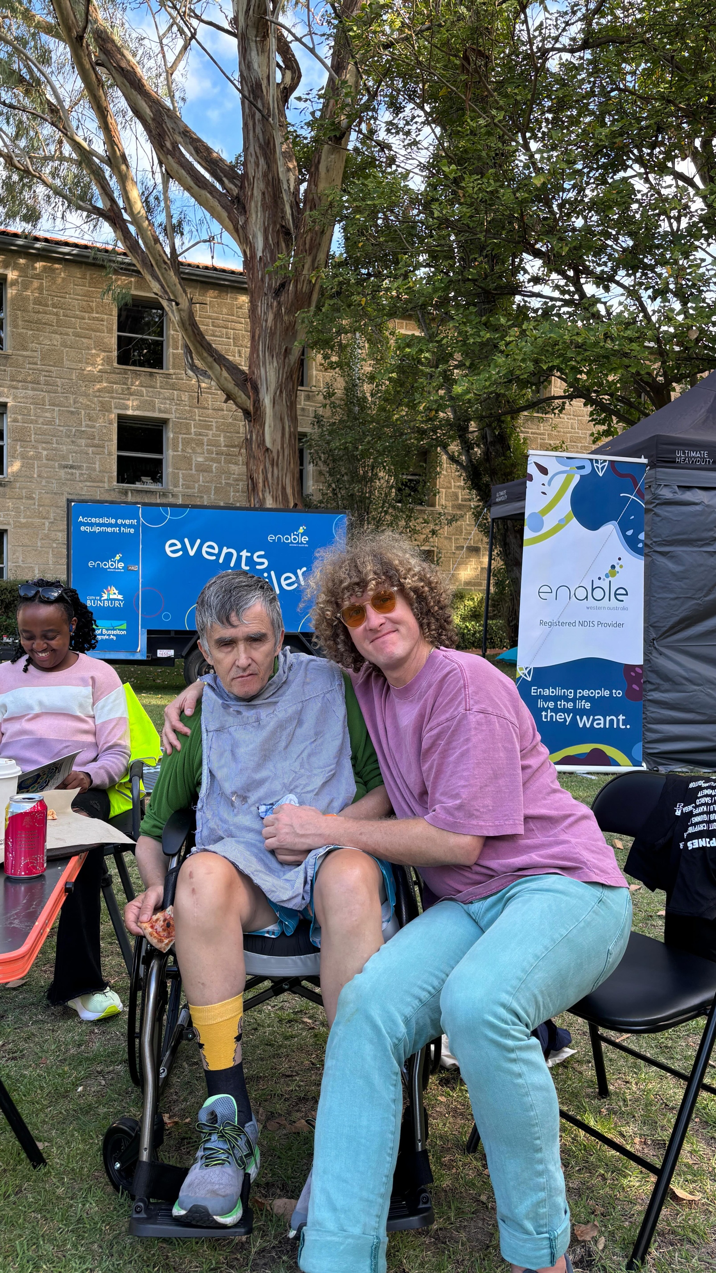 How’s our Sunday going? Pretty great! Come say hi if you’re at In The Pines!
@universitywa @rtrfm #enablewa #supportwork #perthmusic #ndisaustralia #ndiswa