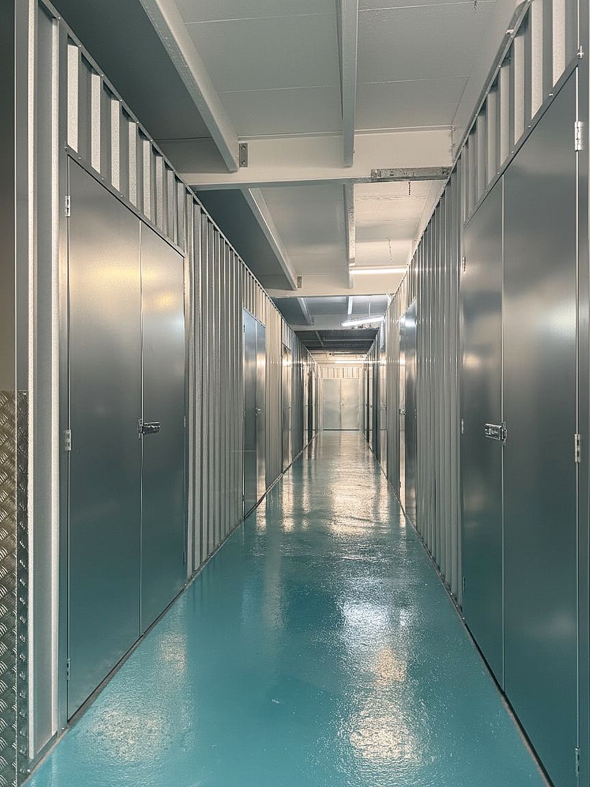 LAST FEW STORAGE CAGES FREE AT SW19
Prices range depending on size…
Please email: rehearsals@SW19studios.com
call 020 3148 1545
#musicstorage #liveindustry #fyp