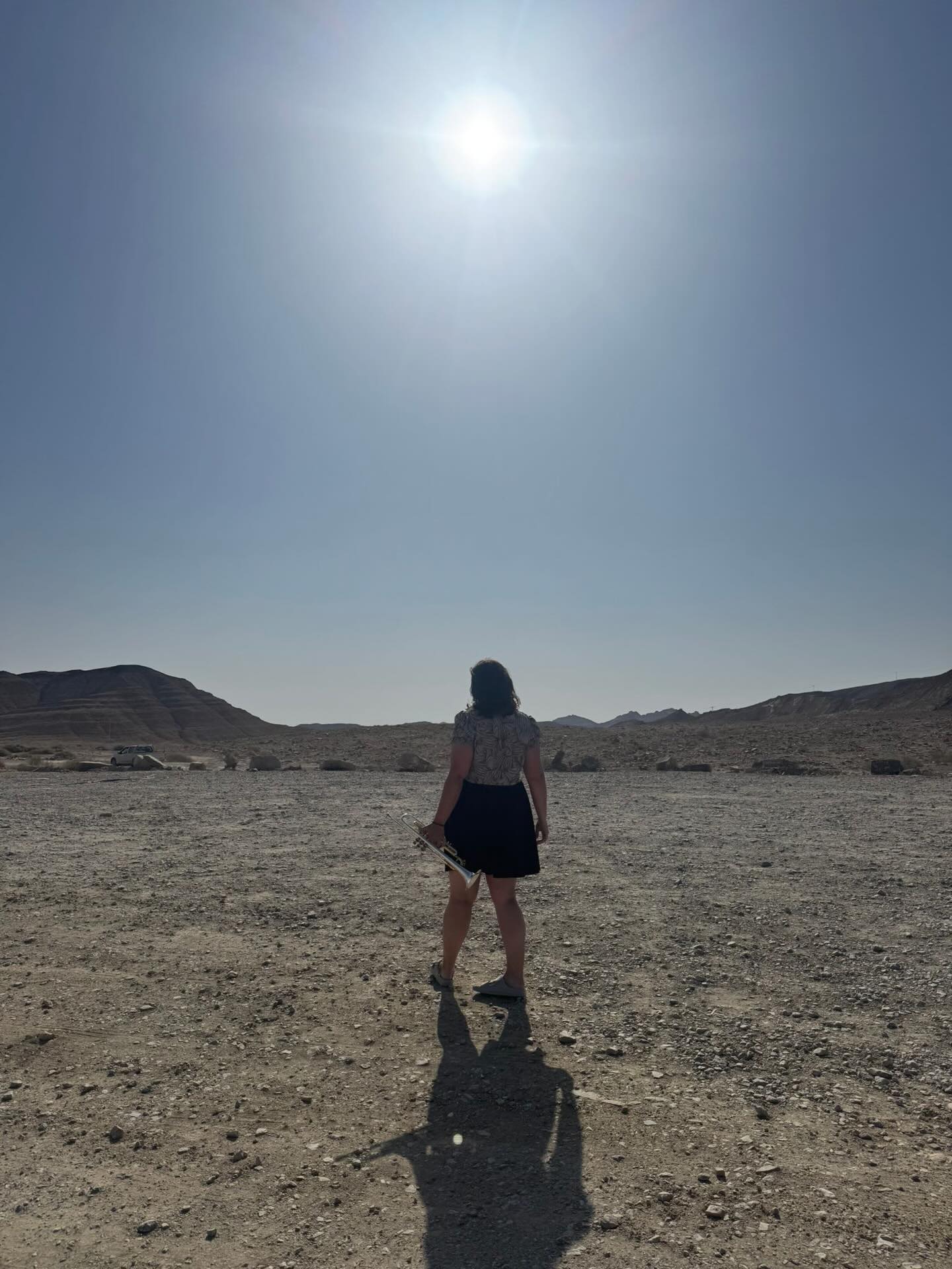 Remembering this warmup from last summer in the desert. 🎺 It is such a gift to be able to play trumpet around the world, especially in such beautiful places 💙