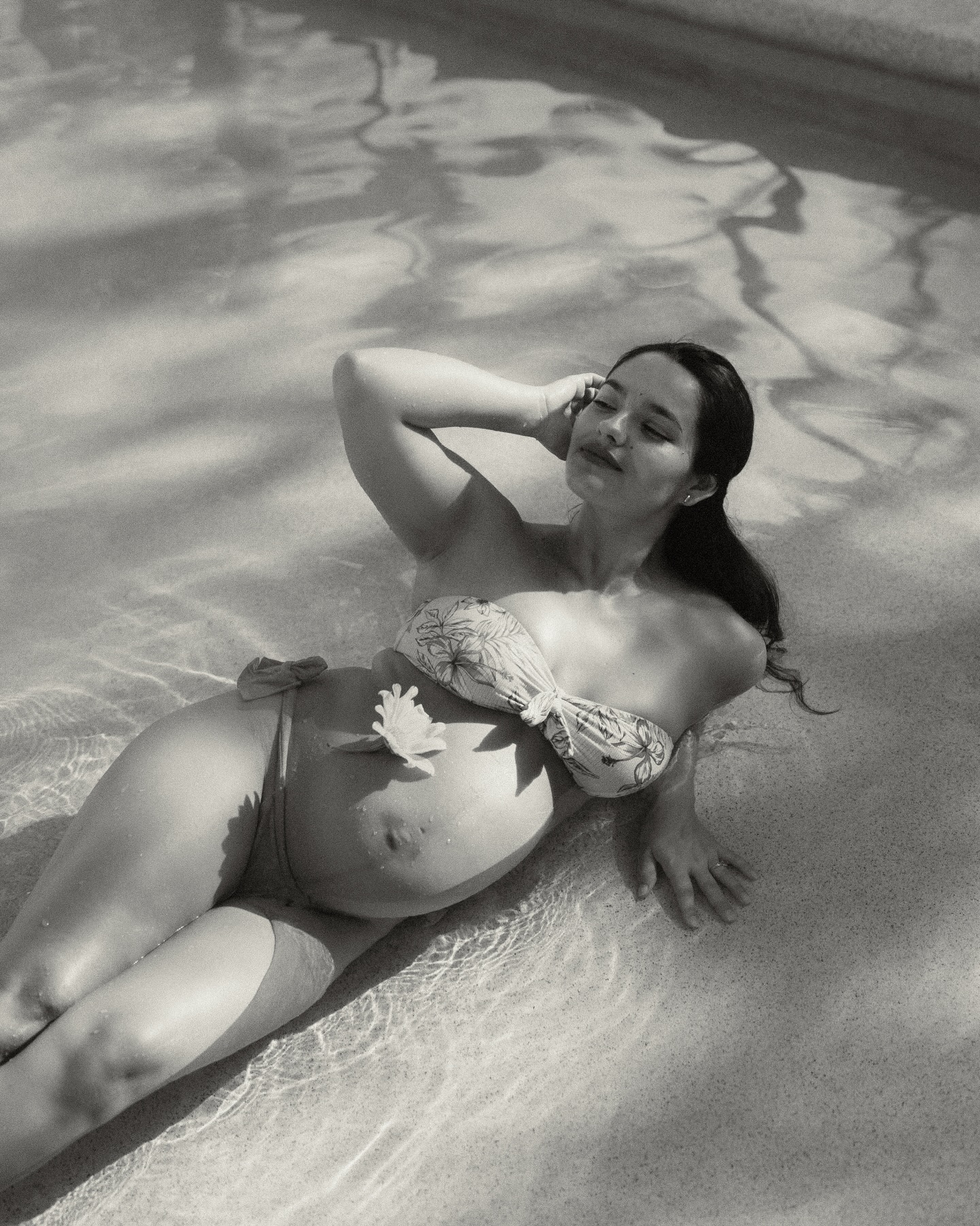 This isn’t just a photoshoot.
This isn’t just a beach in Cozumel.
This isn’t just a maternity session.
This is the quiet anticipation before everything changes.
This is the connection you can’t quite put into words yet.
This is the beginning of a story you’ll tell for the rest of your life.
Captured in Cozumel — where the ocean, the light, and this moment all came together.
Cozumel maternity photographer | Beach maternity session | Destination photography Mexico
💙✨🌊