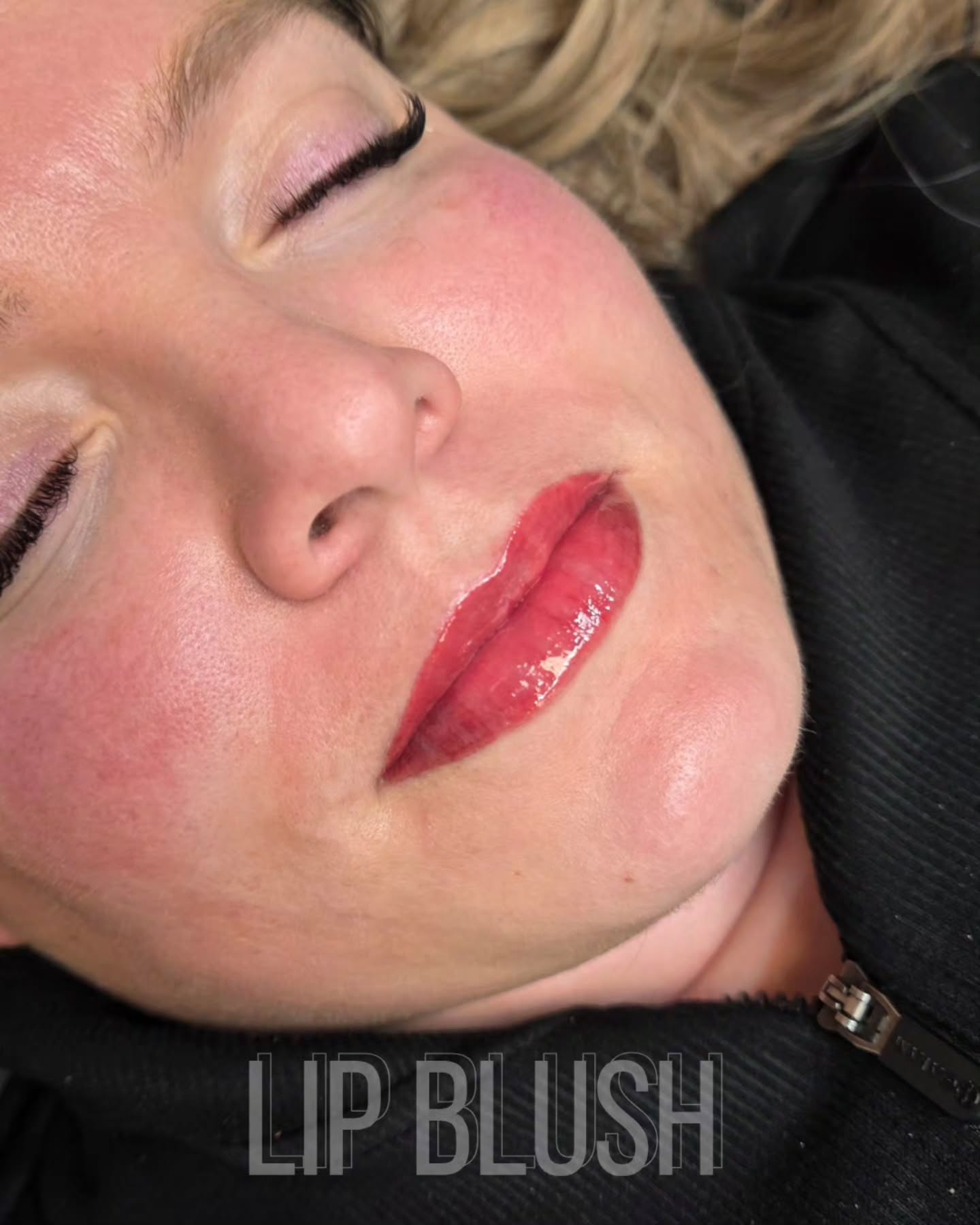Soft, natural, and effortlessly polished ๐
Lip blush enhances your natural lip tone, adds subtle definition, and gives the illusion of fuller, more symmetrical lips. Wake up with a tinted, even lip every day and say goodbye to constant reapplying.
Low maintenance, long-lasting, and customized just for you โจ
#lipblush #pmu #pmuartist