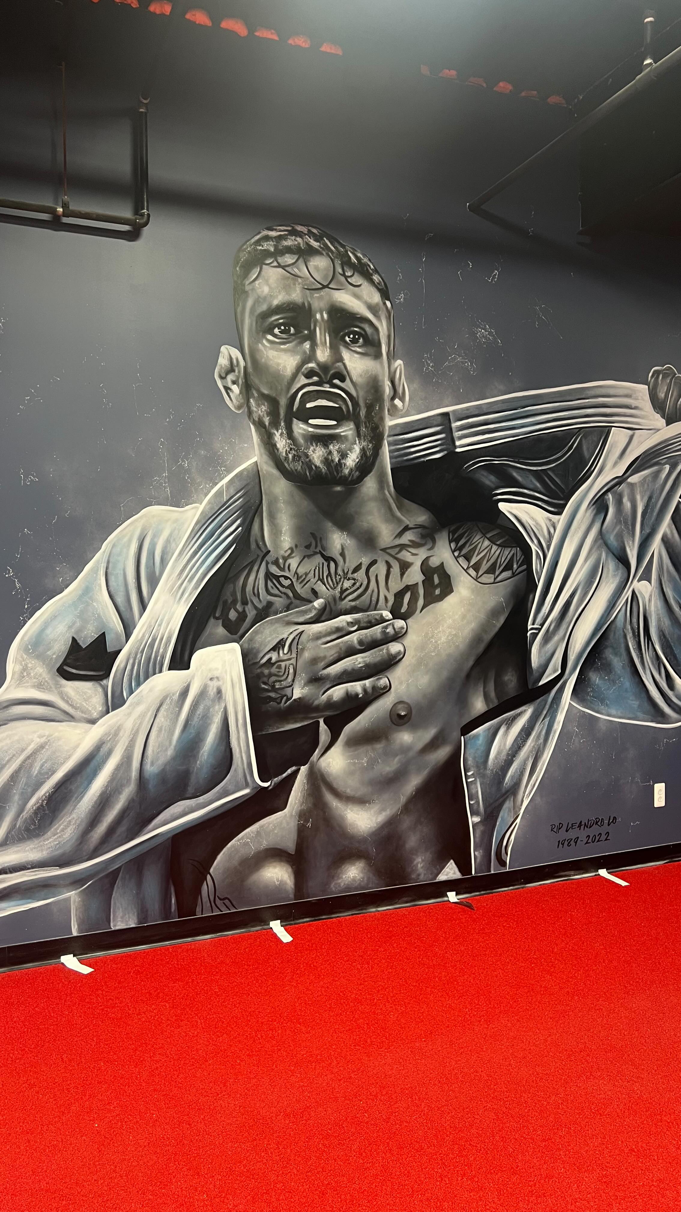 Not gonna lie… this one hit different.
Not just look good
but something you actually feel when you see it.
Let’s create something like this for your space.
#westchestermurals #muralart #creativeprocess #creativespaces #custommurals