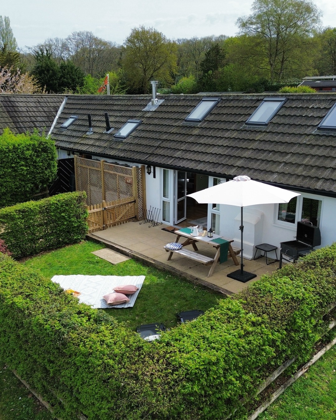 ✨ Short breaks from just £425 – now available at The Byre 🐄✨
Our cosy dog-friendly cottage right here on site is the perfect New Forest escape 🌿🐶
A beautifully converted dairy parlour sleeping up to 4, with a bright open-plan living space, fully equipped kitchen, private bathroom, and your own garden & patio area 🌸
On-site you’ll also find everything you need for a relaxed stay 💚
💪 Outdoor gym
🧸 Play park
🛍️ On-site shop
🌲 Direct access to the New Forest
🐶 Dog friendly cottage
And the best bit… you can now book online 🙌
https://bit.ly/4cz6SyR