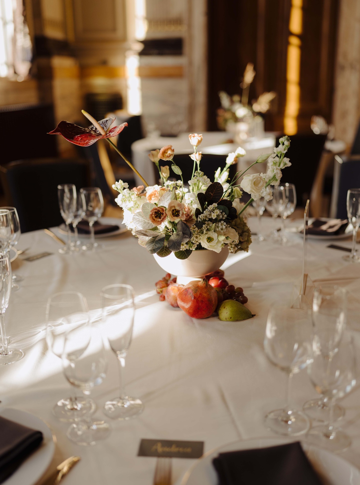 F&L, the epitome of style. Such an epic wedding at impressive One Great George Street @oggsvenue Golden light filled the room and shone the table arrangements which designed to feel both elevated and effortless, the florals brought together soft, romantic blooms with sculptural touches creating a setting that deeply considered. A moment where every detail worked in harmony. Photos @dejilawalphotography Table styling @abstracteventsuk
.
.
.
.
.
.
#WeddingInspiration #WeddingIdeas #BrideToBe #EngagedUK #UKWedding #WeddingPlanning #WeddingDetails #WeddingDecorInspo #WeddingAesthetic #WeddingSeason #LondonWedding #LondonFlorist #UKFlorist #UKWeddingFlorist #LondonWeddingFlowers #SouthEastWedding