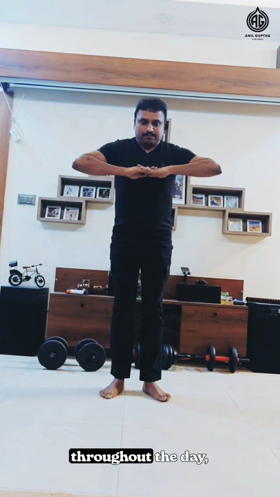 People think fitness needs time…
But the truth is — it needs priority.
No matter how busy life gets…
meetings, travel, responsibilities…
1 hour for yourself is non-negotiable.
This is not just about staying fit.
It’s about staying sharp, energetic, and peaceful
— so you can perform better in everything you do.
My simple formula:
Walking + Workout + Yoga + Meditation
Consistency > Motivation.
Question for you:
What’s stopping you from giving 1 hour to yourself daily?
