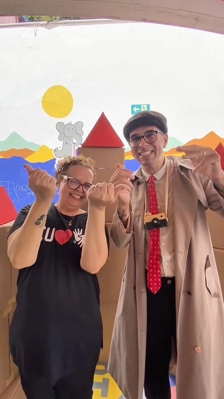 ✨ Tem mais feriado pra brincar no MuBrinc!
No dia 21, a programação se repete no Museu dos Brinquedos, mais uma oportunidade de viver o recesso longe das telas, com imaginação, encontros e muita diversão.
Vai ter Menina Nuvem pela manhã e, ao longo do dia, atividades para criar, brincar e aproveitar o Museu com calma e em família.
Perdeu? Dá tempo. Quer repetir? Melhor ainda!
Traga as crianças e venha viver esse feriado com a gente! ✨
O Museu dos Brinquedos conta com o patrocínio da Cemig, por meio da Lei Estadual de Incentivo à Cultura de Minas Gerais, e com o apoio do Instituto Unimed-BH e do Instituto Marina e Flávio Guimarães – Grupo BMG, por meio da Lei Federal de Incentivo à Cultura, no projeto “2026 – Manutenção do Museu dos Brinquedos” (Pronac 254697); além das empresas Marcelo Guimarães Advogados e Associados e Decta Contabilidade. Realização: Governo de Minas Gerais – Aqui o TREM prospera, Ministério da Cultura e Governo Federal – União e Reconstrução.
#MuseudosBrinquedos #feriado #Programacao #belohorizonte @institutounimedbh @grupobmg.oficial @institutomfg_ @circuitoliberdade @prefeiturabh @culturaeturismomg