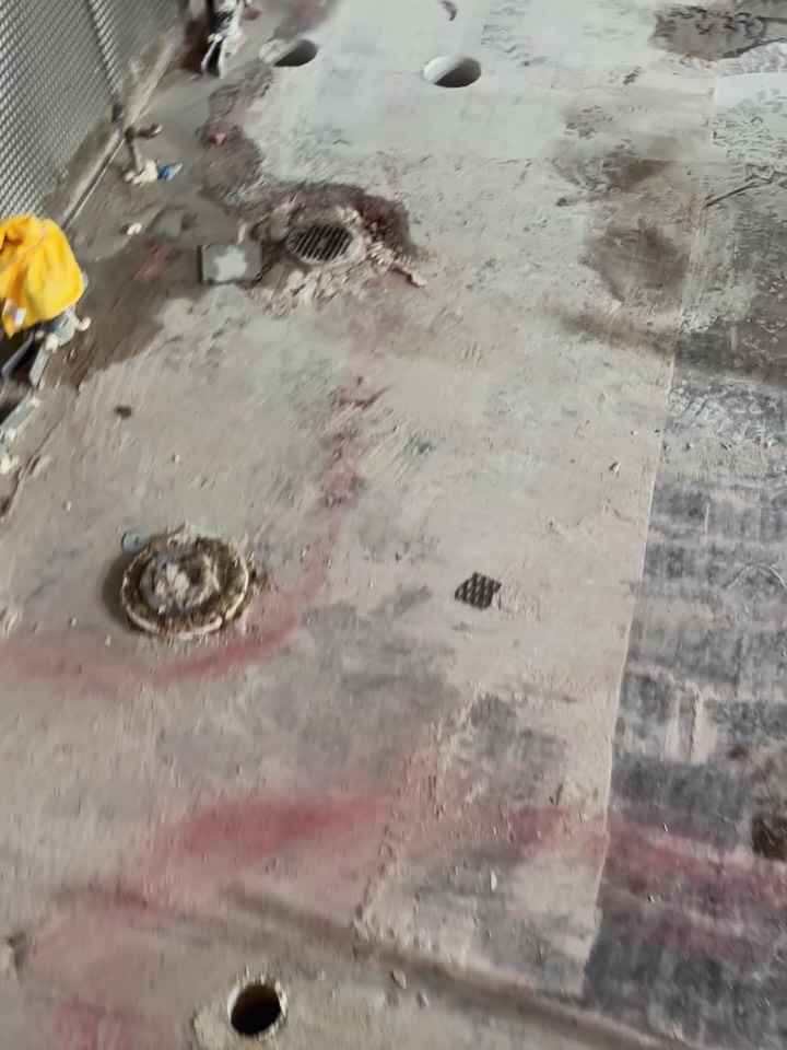 Precision that drills through concrete, not your time.
We offer professional core drilling services using specialized equipment for clean, accurate cuts without structural damage. Ideal for electrical, plumbing, HVAC installations, and more.
✔ Precise cuts in concrete, brick, and asphalt
✔ Minimal vibration and maximum safety
✔ Fast and professional work
✔ Results ready for installation
Turn any surface into a functional solution.