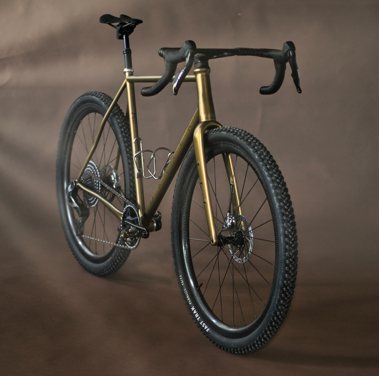 This noble gravel bike isn’t afraid of getting dirty...starting tomorrow it’ll be covered in mud.