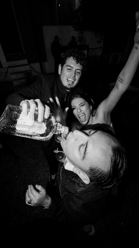 No necesitas una cámara full frame para hacer fotos de bodas #weddingfilm #weddingfilmmaker #boda #wedding #weddingphotography #fotografodebodas #bodas