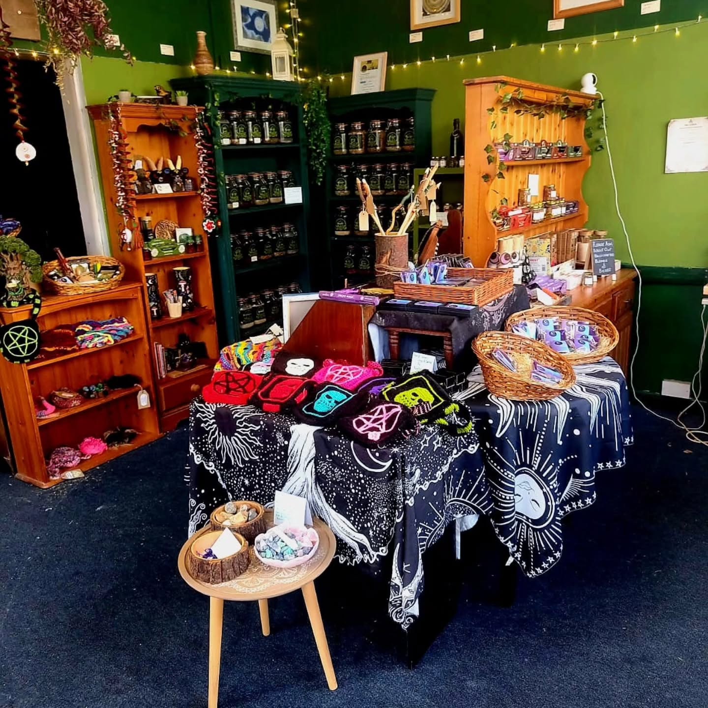 Good afternoon Wytches, can you believe I'm still moving the shop around, playing with the space, stealing tables, clothes, baskets and more!
@squashblossomfibreart has a new,but temporary place for all her wonderful necromancy bags! £29.99 each.
I've also made up some additional baskets, so far I've added a protection, a mood boost, one for the Moon deal and an assortment of items for success, luck and prosperity Magick!
See you all soon, blessings of the Land Sea and the Sky ❤️❤️❤️❤️