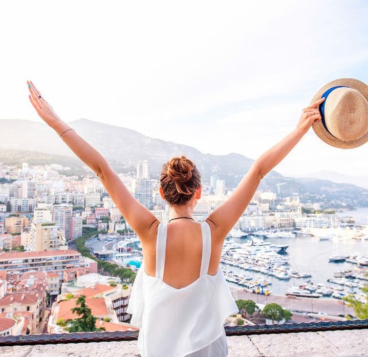 The 3-minute practice that changes everything. ✨
Feeling overwhelmed right now? Here's what we teach at every retreat:
1️⃣ Sit comfortably. Close your eyes.
2️⃣ Breathe in for 4 counts. Hold for 4. Out for 4.
3️⃣ As you breathe, silently repeat: \"I am calm. I am safe. I am home.\"
That's it. 3 minutes. No app. No rules. Just you and your breath.
Mindfitness isn't complicated. It's a return to what you already know.
Want to deepen this practice with a community that gets it? Sayulita awaits 💛
https://www.wellness-travel.net/sayulita-retreat
#MindfitnessTools #BreathWork #MeditationPractice #StressRelief #WellnessRetreat #SayulitaRetreat #TransformationalTravel #YogaRetreat #BurnoutToBliss