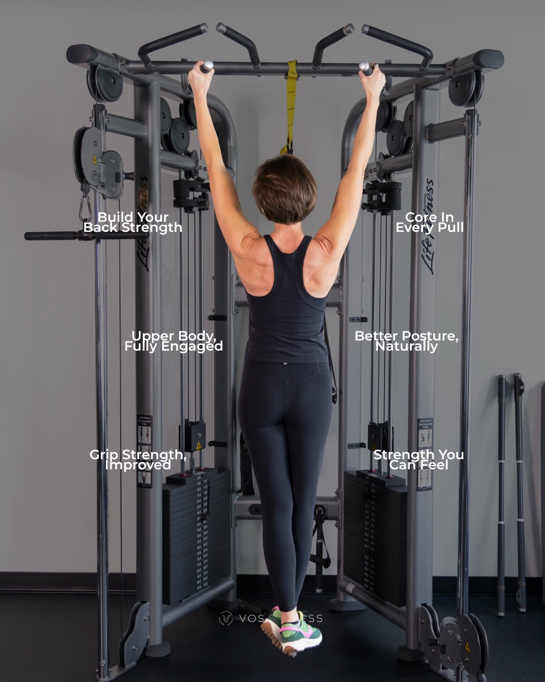 Pull-ups deserve a spot in your workouts because they train what most routines miss. 💪🏼
✨They balance out all the pushing we do (think chest, shoulders, triceps).
✨They help correct posture from sitting + screen time.
✨They build real, functional strength—not just isolated muscles.
✨They force you to slow down and move with control.
It’s not about adding more to your workouts— it’s about adding what actually matters!