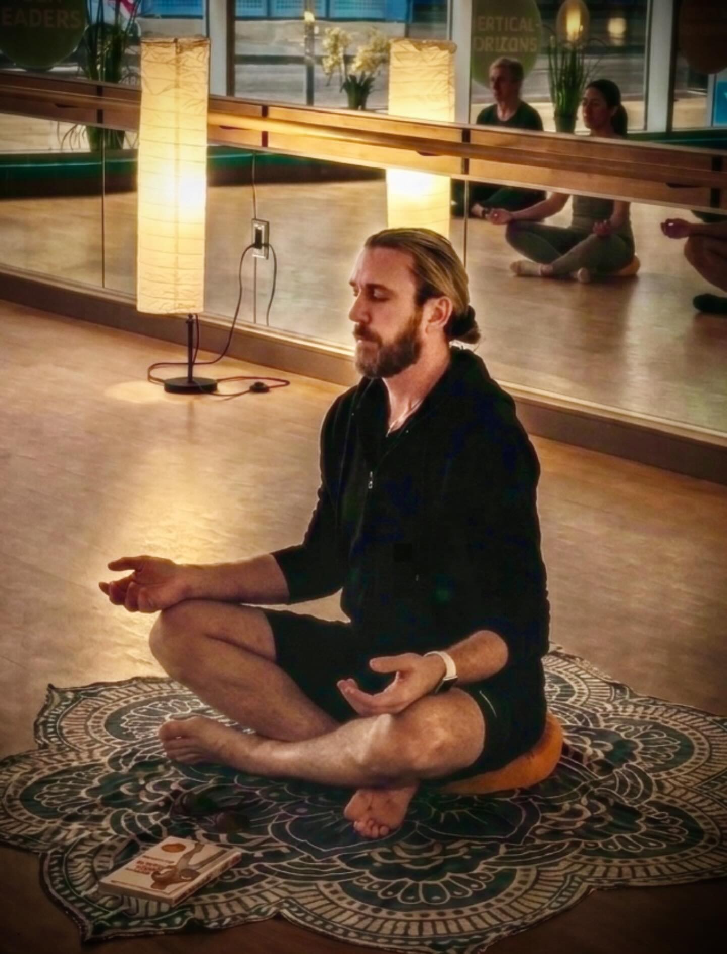 You could feel it in the room… the shift.
From busy minds to present awareness.
From tension to release.
From holding on… to finally letting go.
There’s a moment in every session where everything just clicks—the breath deepens, the energy softens, and we all meet in that quiet, powerful stillness together. That’s the space where healing happens. That’s the space where we remember who we are underneath it all.
Grateful for every person who showed up and allowed themselves to just be. What a beautiful way to begin the week.
#MindfulnessMatters #MeditationPractice #BePresent #InnerStillness #StartYourWeekRight