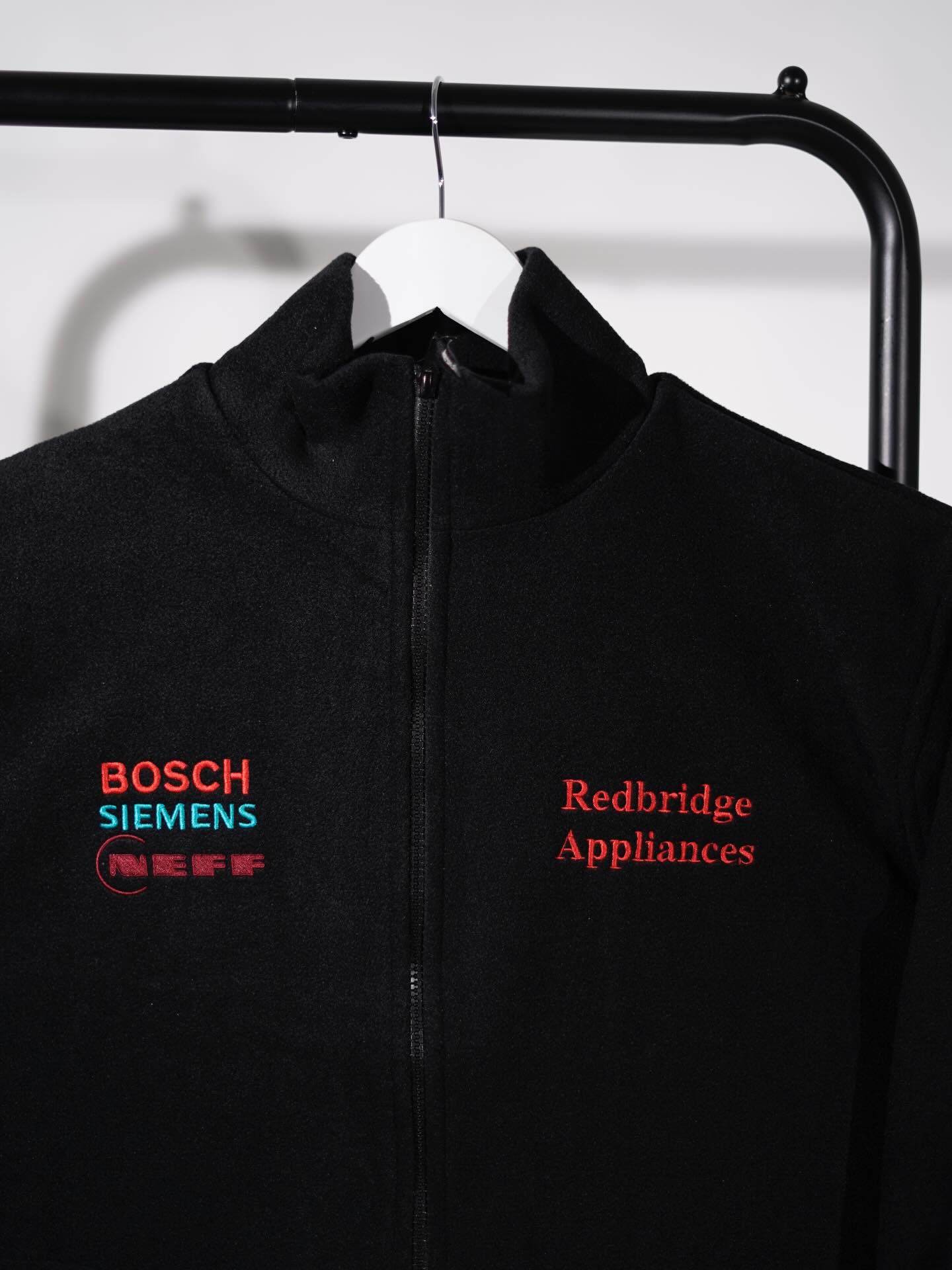 Definition on the embroidery speaks higher volumes
#embroidery #fleece #workwear #uniform #merch
