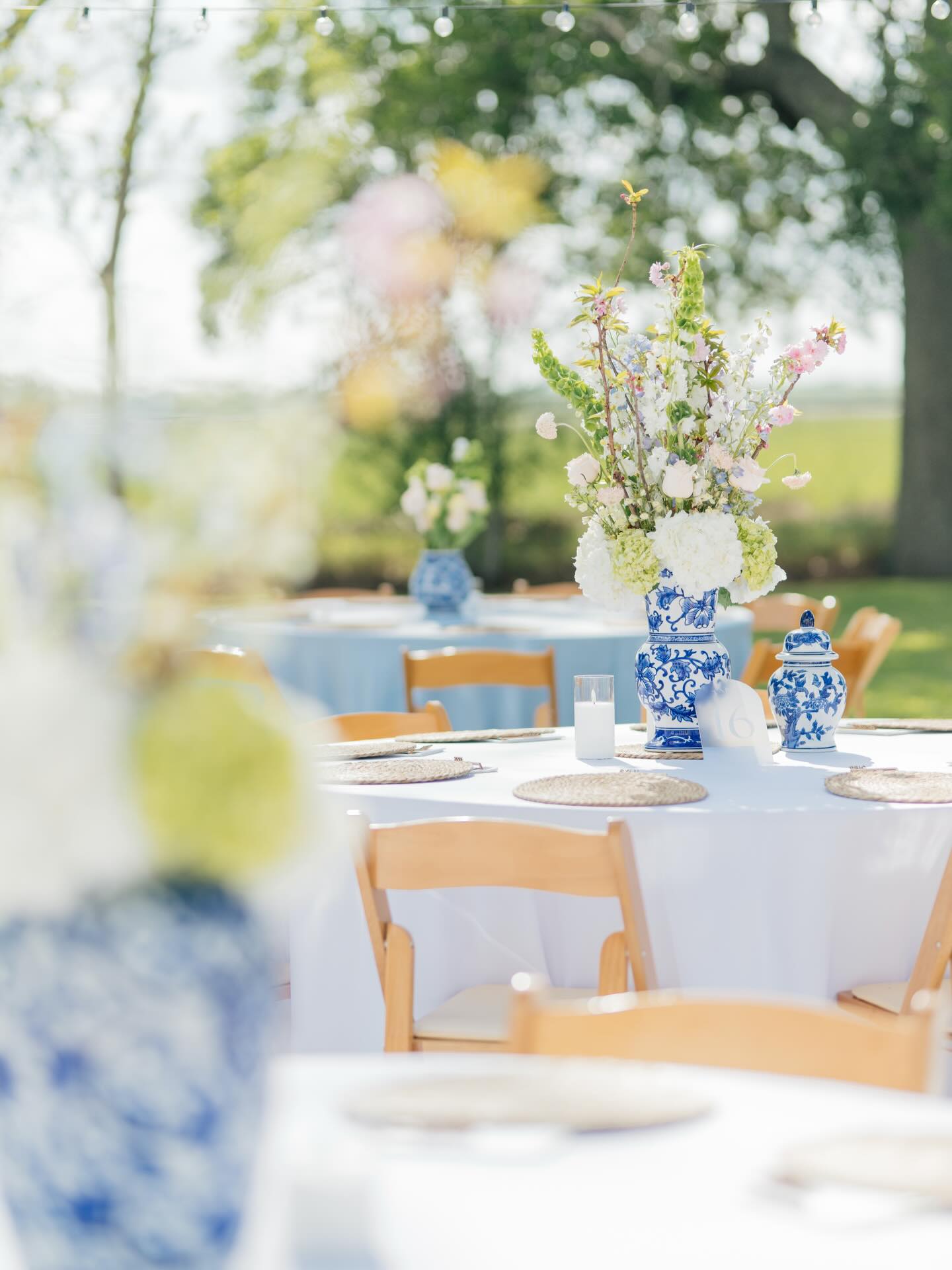 Still swooning over this past weekend!! Adam + Jill's wedding reception was everything. πΈ photographer: @geauxgarcia πΈ second shooter: @tylerrrneil πͺrentals: @exploreelement π venue: Ducros Plantation, πͺ΄ plants: MC Plants & Events, π₯ catering: @531liberty_ πΈ bar: @david_landry67 π± content shooter: @mackenzie_prejean π° cake: leighβs baking co. π florist: @studio714co πΆ band: @accent__band π§βπ¨ artist: @alex_harvie