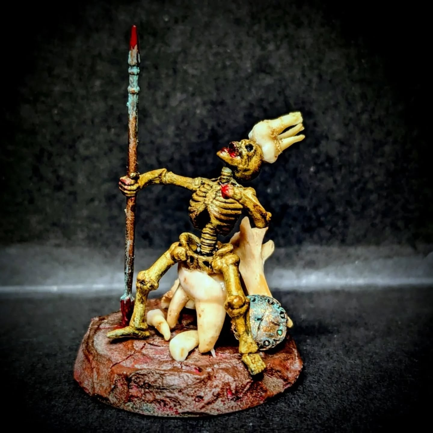 Last to Laugh.
various kits, teeth, vertebra
#smashbash #smashbash2026 @totally_not_panicking
by Dani gray