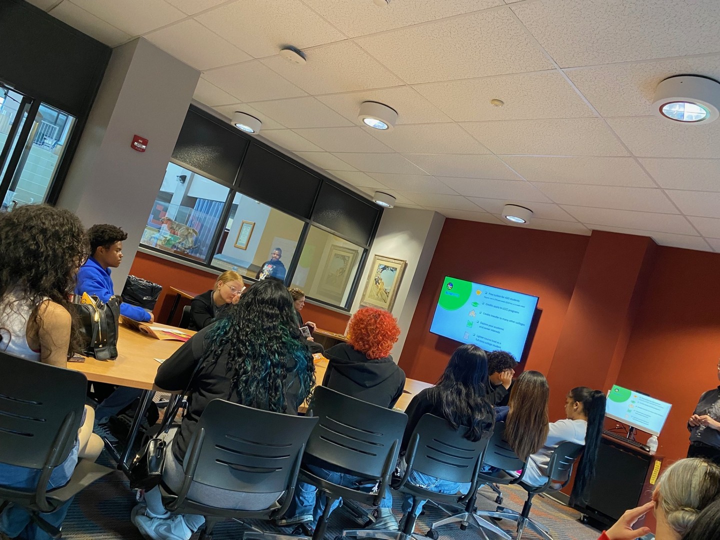 🎓✨ Our William Allen High School students recently visited Lehigh Carbon Community College (LCCC) to learn more about dual enrollment and early college pathways—and how these options can give them a meaningful head start on their college journey.
Students learned how dual enrollment can support their junior- and senior-year planning, toured the campus, asked great questions, and enjoyed lunch together while imagining what their future could look like.
We are incredibly thankful to LCCC for their partnership, hospitality, and for taking the time to walk our students through these opportunities. Experiences like this help students make informed decisions and feel confident about the next steps ahead.
#GenerationNext #CommunityActionLV #WilliamAllenHS #LCCC #DualEnrollment #EarlyCollege #CollegeAccess #FutureReady