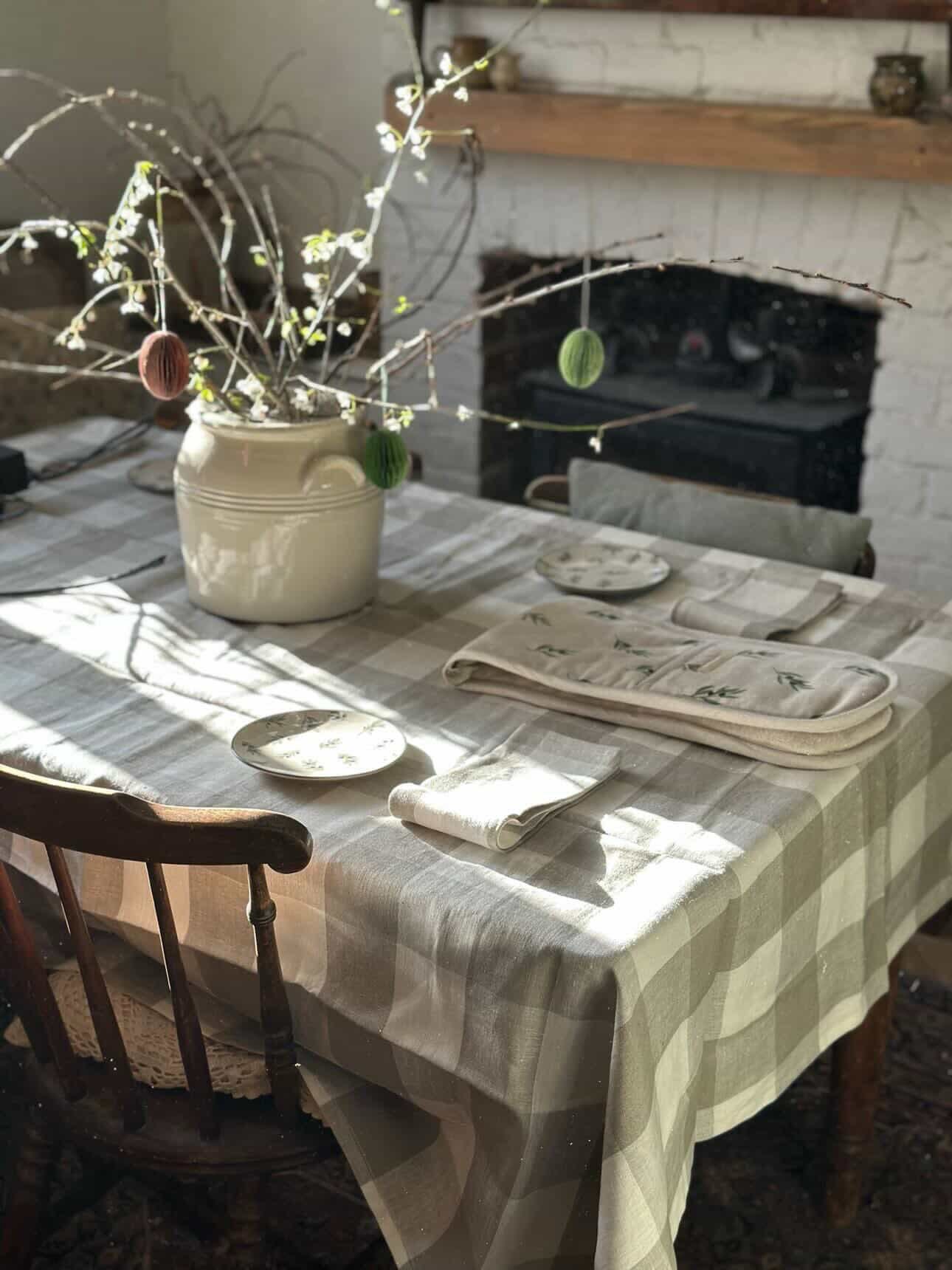 Spring Workshops 🌿
We are delighted to also welcome back Hannah @harnhamhouse to the Spring Brocante, with another one of her inspiring creative Workshops 🤎
Make your own Handmade Bunting & Hanging Decorations
B/H Monday 4th May
11:30am
Larmer Tree Gardens
£25 per person
You’ll be creating a collection of charming, handmade bunting and hanging decorations, using simple everyday materials. The workshop explores playful but simple techniques.
The focus is on relaxed, creative making - layering colours, patterns, and textures to produce unique pieces that can brighten a room, a party, or a special corner of your home. Each design has a light, whimsical feel, combining a touch of rustic craft with a modern, decorative finish.
If you would like details or to book a place, then please look at our website for booking information. Please note that places are limited, and you will also need an entry ticket into the Brocante in order to take part 🌿
Artisan Workshops | Spring Decor | Creating a Home