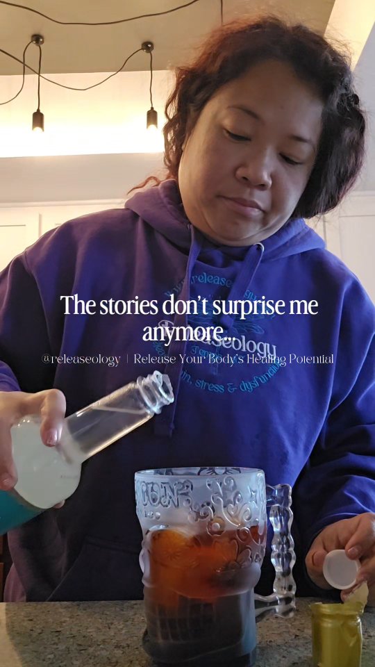 I wish they did.
But after years of working with the body,
Iāve learned how much people carryāquietly.
Not everyone talks about it.
But your body still tells the story.
Through tension
through guarding
through patterns that donāt just āgo awayā
If youāve ever felt like
āthis shouldnāt still be affecting meāā
Your body isnāt overreacting.
It adapted.
And it can learn something newā
at your pace.
If this resonates, you can message me with BOOK NOW or simply stay here for a while š¤