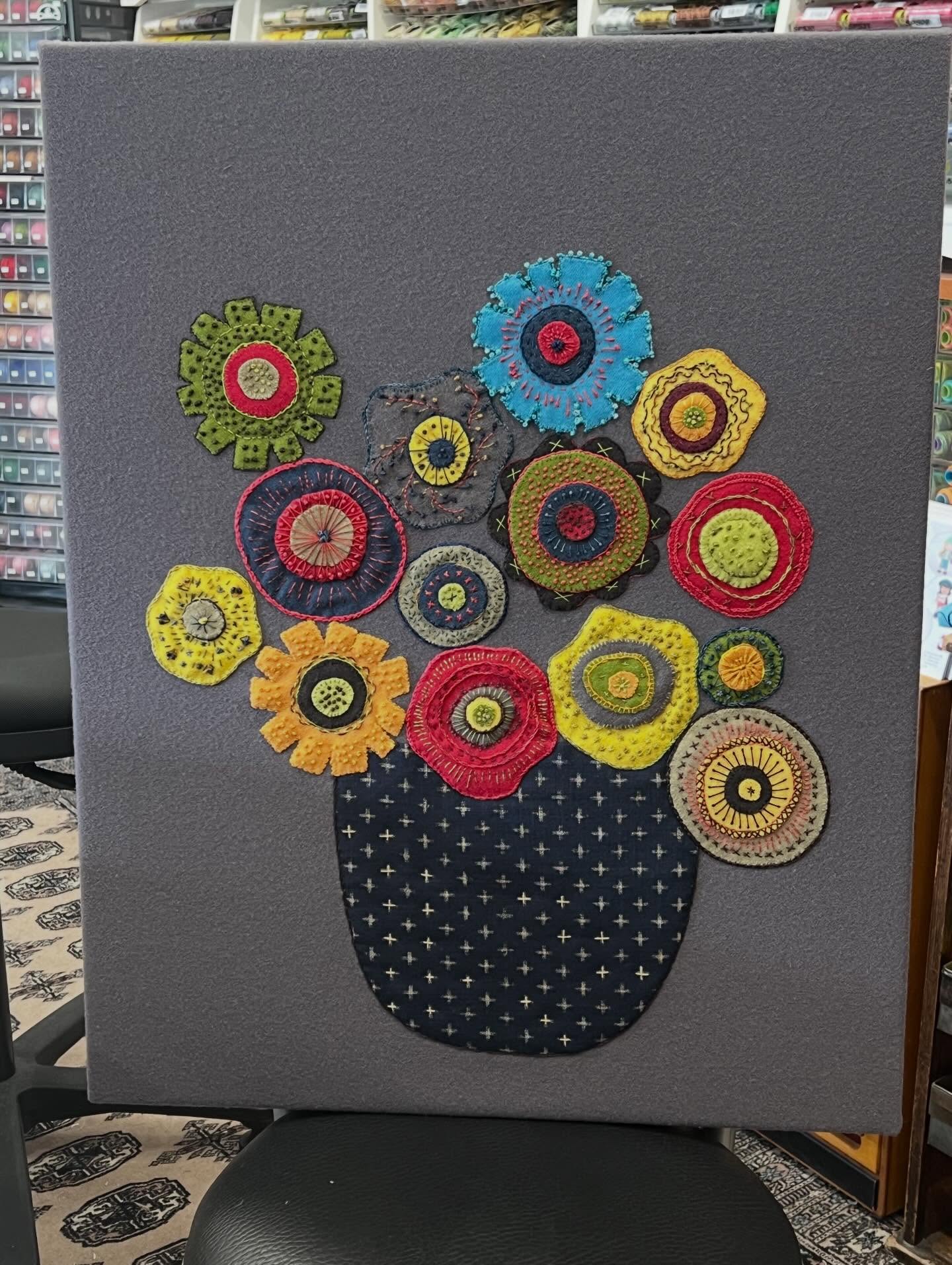 There’s been a flurry of finished stitches in the last few weeks. Here’s the first - a wonderful version of a @wendywilliamsflyingfishkits pattern. Looks so amazing. #nzstitcher #wendywilliamsquilts