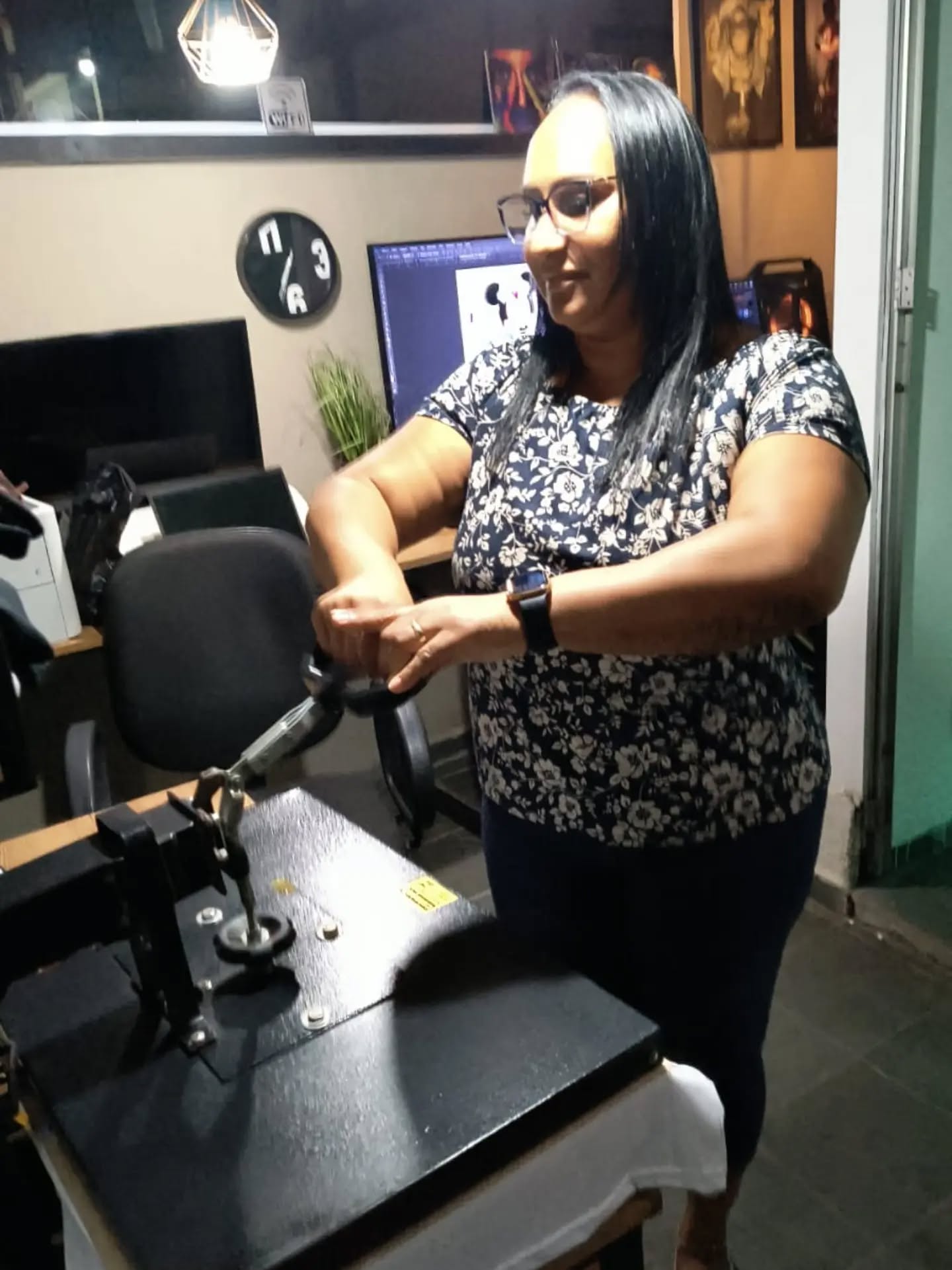 CURSO PARA INICIANTES
Se você acha que não leva jeito, esse curso é para você.
Explicamos tudo com linguagem simples, passo a passo, desde os primeiros conceitos até a produção final.
✨ Todo especialista um dia começou do zero.