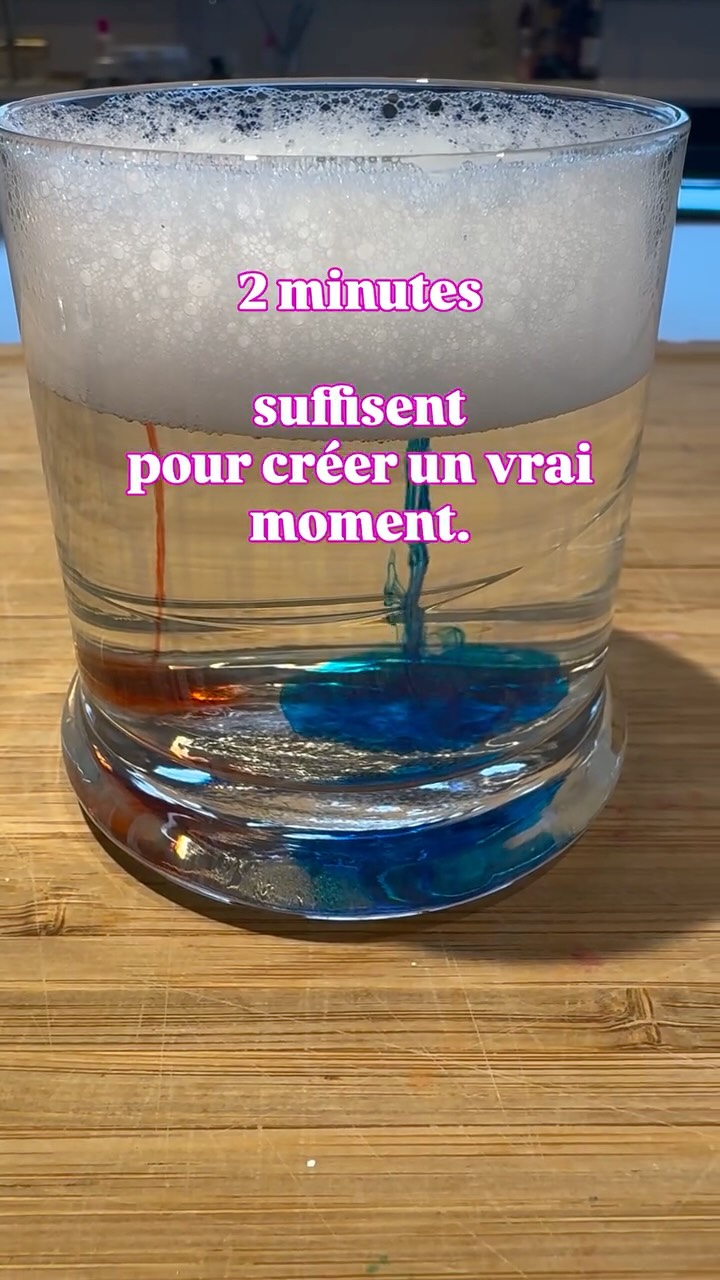 Tu penses qu’il faut préparer beaucoup pour occuper ton enfant…
mais c’est exactement pour ça que tu abandonnes.
La vérité ?
Les activités les plus simples sont celles qui captivent vraiment.
✨ 0 écran
✨ 0 charge mentale
✨ des enfants vraiment occupés
C’est exactement ce que je t’ai créé avec ma méthode zéro écran.
👉 Tout est prêt sur mon site 🤎
#activiteenfant #activitemontessori #jeuenfant #occupationenfant #parentalitepositive