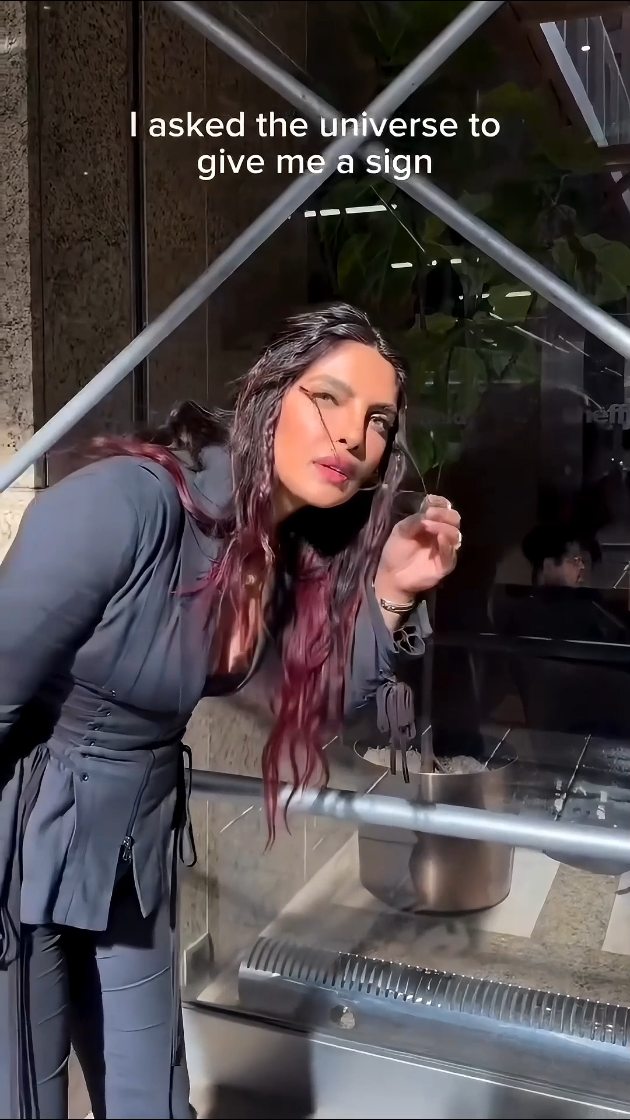 Why go anywhere else when everything you need is under one roof? ๐
Divalicious Beauty Salon โ your ultimate beauty destination!
.
.
.
#divaliciousbeautysalon #dubaisalon #ladiessalondubai #beautyloungedubai #uaesalon