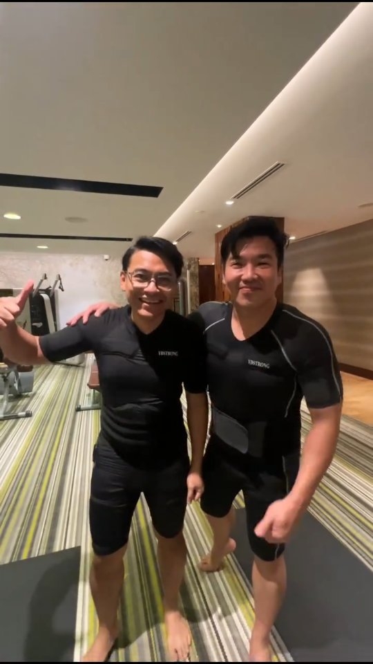 Ever wondered what EMS actually feels like? 👀
Step inside the experience, through our community’s eyes.
Raw. Energising. Empowering.
Curious to try?
Drop us a message and we’ll get you started. 💬
#emsworkout #emssingapore #interpulsefitness #emsfitnesssingapore #interpulsefitnesssingapore