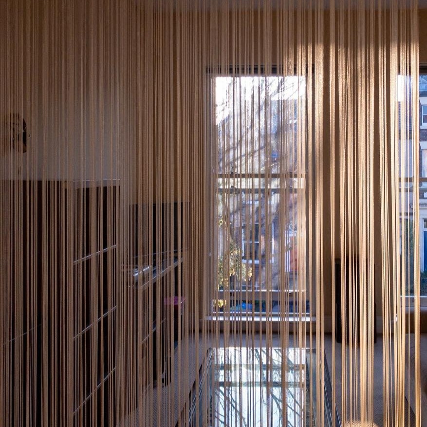 I am living for the spring sunshine at the moment. The glow through these stunning windows was so gorgeous that I didn't even care that I got soaked by my client's shower hahaha 🤣