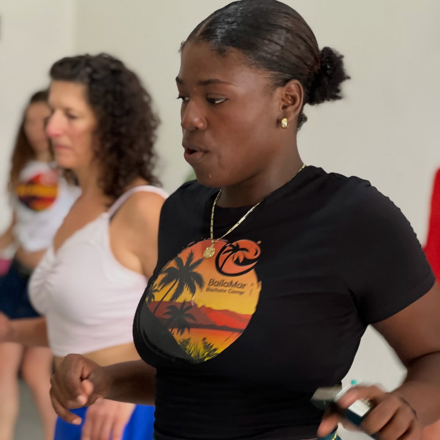 BailaMar Bachata Camp is all about education — like no other program in the Dominican Republic 💃🕺🏾
We guide our students through everything they need to become confident dancers: strong fundamentals 👣, body movement 🔥, footwork ✨, musicality 🎶, partner work and connection 🤝, and of course the history and roots of bachata 🌱
Our February ’26 group experienced this journey through daily dance classes with our talented and passionate instructors 🤩
———
Want to join BailaMar Bachata Camp? We have more tours to the Dominican Republic coming up this year:
June 27 – July 11, 2026 (sold out)
October 18 – November 1, 2026
December 5 – 19, 2026
February – March 2027 (to be announced soon)
More details at BailaMar.com
———
#bachata #dominicanbachata #dancetour #bachataholidays