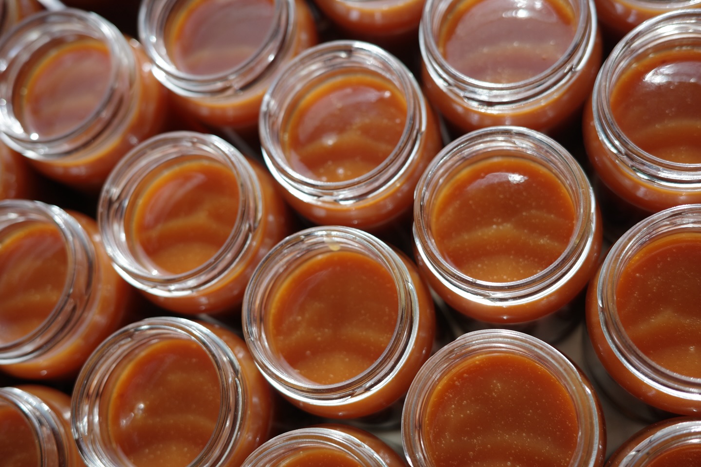 Today's first task is to prepare miso caramel, as it's been in quite high demand.
#kaokaomiso
#misocaramel