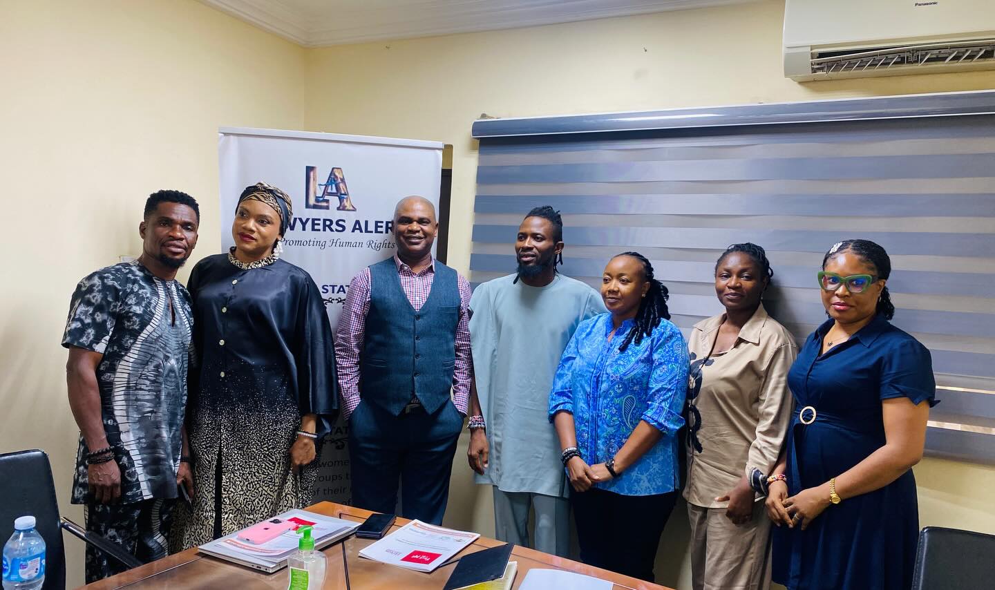 Lawyers Alert had the pleasure of receiving the Co-Executive Director of Creme De La Creme, a gender-diverse organisation working at national and regional levels to advance human rights, provide community support services, and strengthen networks across Nigeria and West Africa.
The engagement provided an opportunity to reaffirm already existing partnerships, and explore strategic areas of collaboration. Discussions focused on shared commitments to promoting access to justice, strengthening community and human rights-based interventions, and expanding inclusive programming.
At Lawyers Alert, we remain committed to building and sustaining strategic partnerships that enhance the achievement of our shared goals.