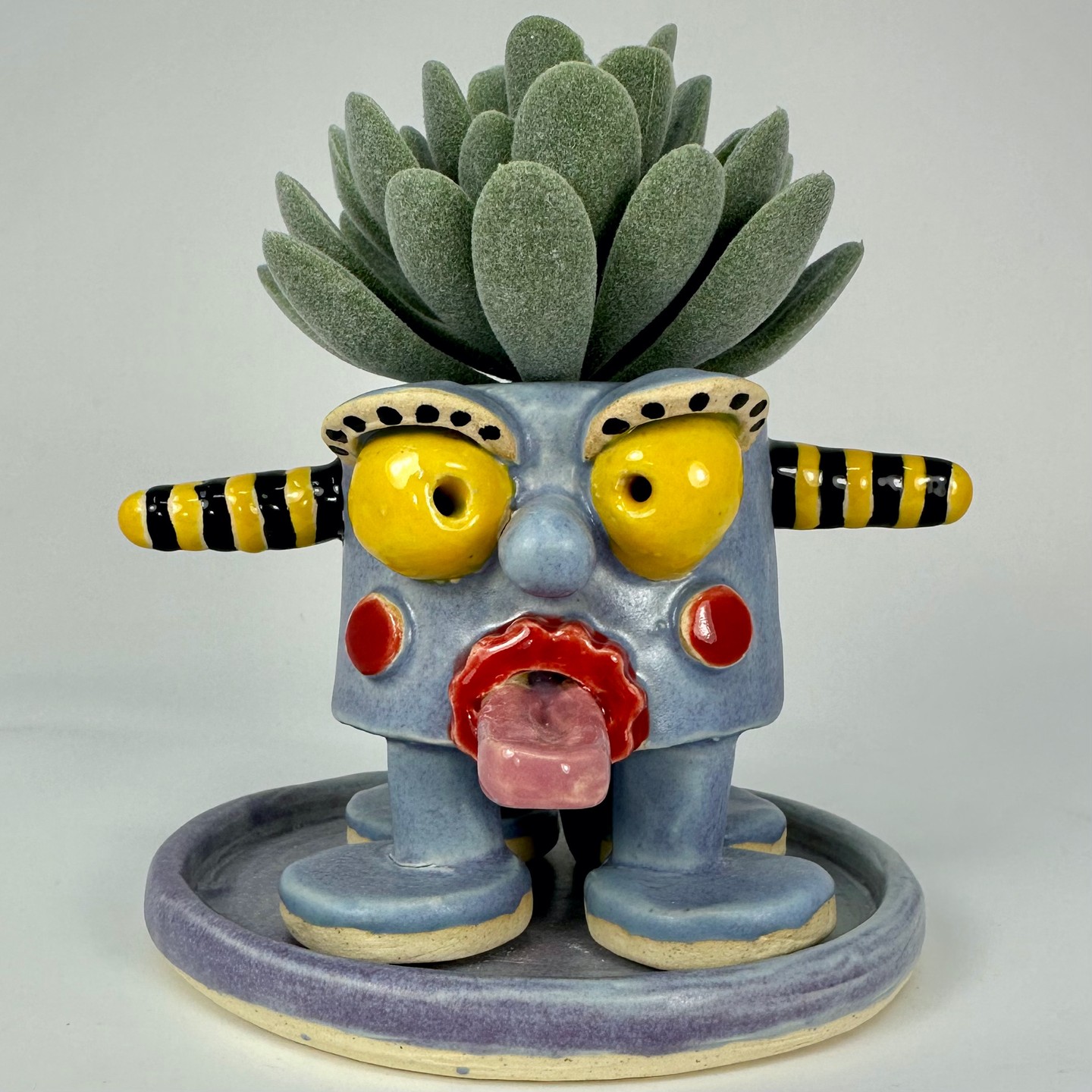 Upcoming Spring Events!
Join us this Spring for fun trunk shows and a custom framing sale!
More detailed information to come.