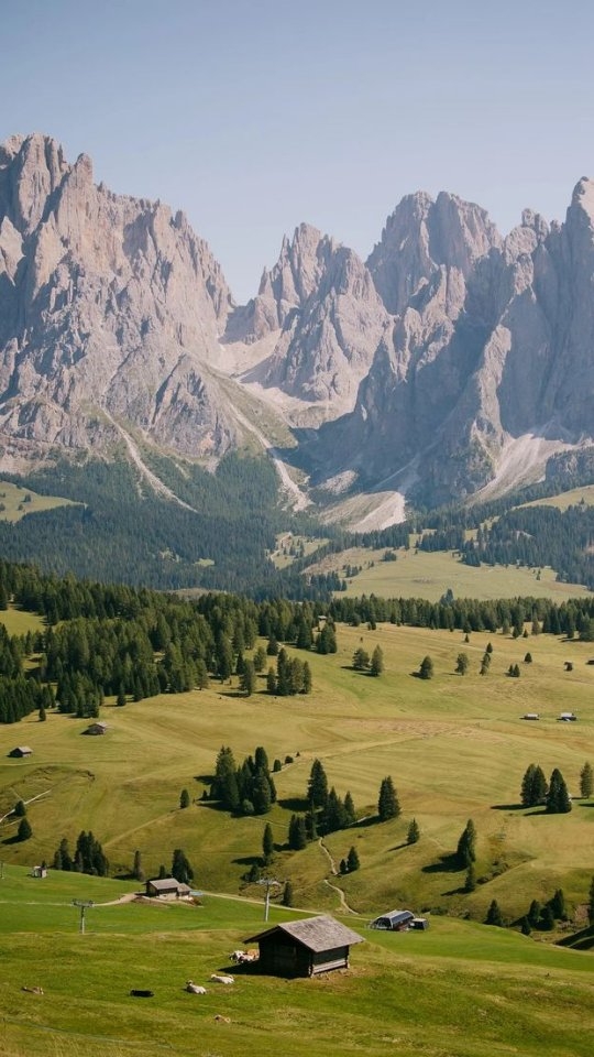 Tu pars en voyage dans les Alpes ? 🏔
Je t'épargne quelques heures de recherche et te livre sur un plateau un itinéraire simple, optimisé et efficace pour 10 jours dans les montagnes 🏞
La partie 1 à déja été publiée !
Commente ALPES pour recevoir ton road trip personnalisé 👇🏻
#voyageorganisé #travelplanner #voyagefrance #voyagealpes #savoie