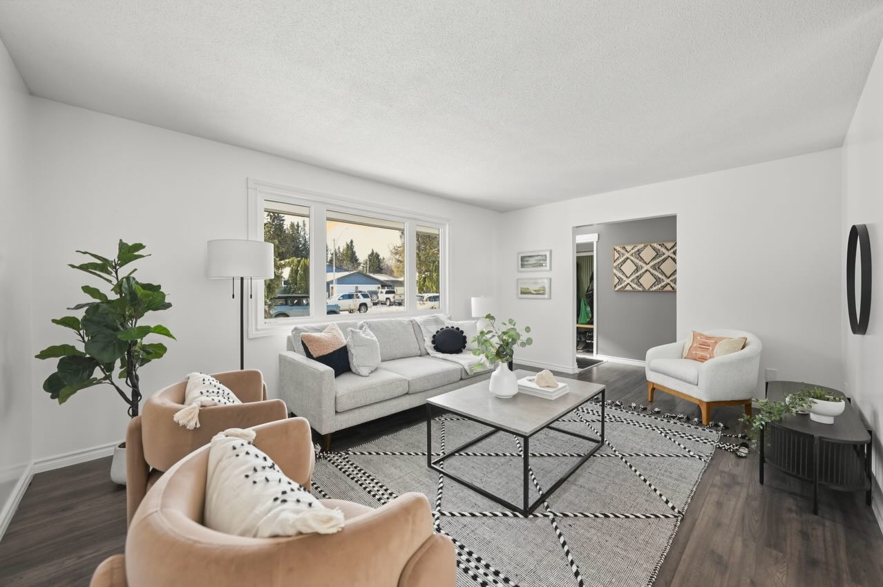 🏡 Welcome to 3122 Mountbatten Street in Montgomery!
This charming, move-in ready bungalow sits on nearly 12,000 sq. ft. of land in one of Saskatoon’s most unique communities—where spacious, park-like yards and a quiet atmosphere make it feel like a small town within the city.
✨ Bright, open main floor
✨ Modernized kitchen with butcher block countertops & stainless steel appliances
✨ 4 bedrooms + 2 bathrooms
✨ Mostly finished basement with extra living space
✨ Cozy sunroom overlooking a beautifully landscaped yard
✨ Heated 24x26 garage + RV parking
✨ Charming fire pit area for Saskatchewan evenings
Homes like this—with space, charm, and room to grow—don’t come along often in Montgomery.
⏰ Offers to be presented Monday, April 13th at 4:00 PM
📲 Book your private showing today!
#JustListed #SaskatoonRealEstate #MontgomerySaskatoon #YXEHomes BungalowLiving MoveInReady SaskatoonHomes RealtorLife HomeSweetHome