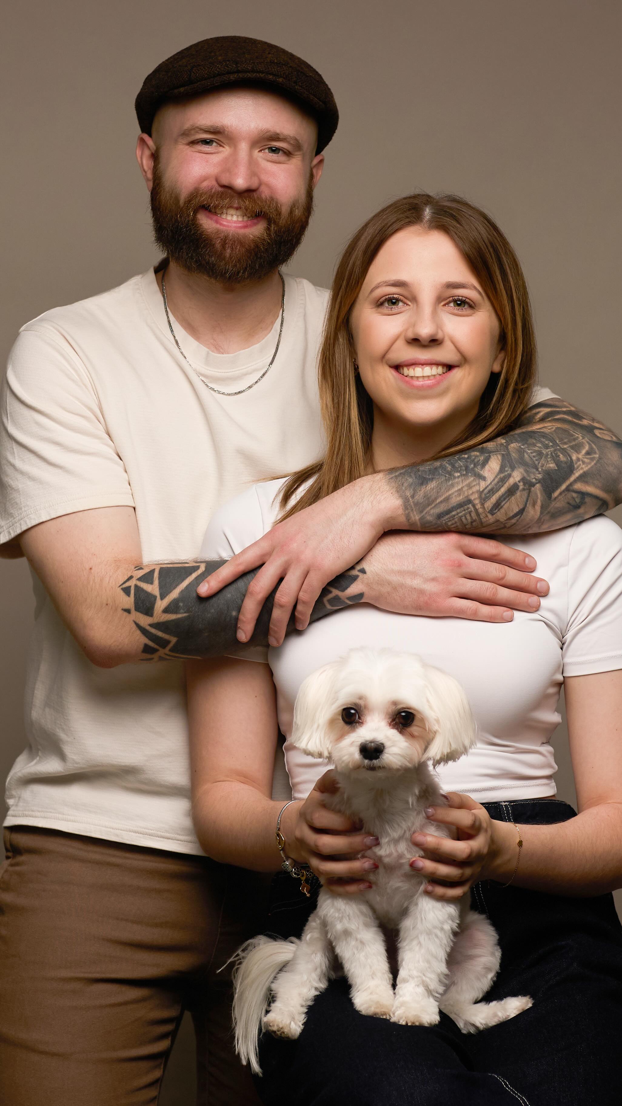 Couple photoshoots at Panther Studios are always special. But add a dog and the magic is on another level❤️
Dog friendly. Always🐾
Book your couple photoshoot session via the link in bio👆
#fotoshootmethond #photoshootwithdogs #couplephotoshoot #couplephotography #koppelfotoshoot