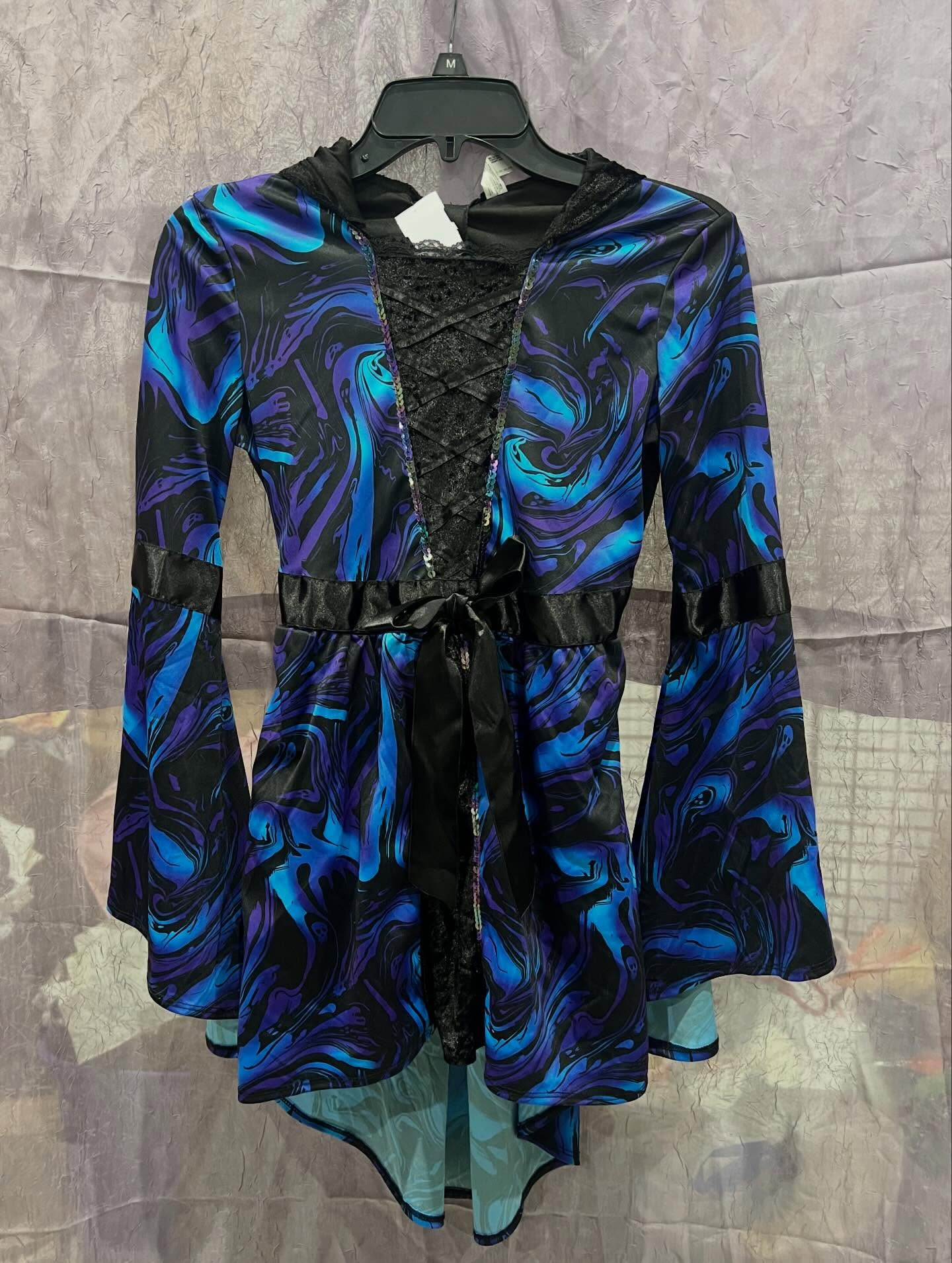 Here is just a small sample of the new dress arrivals at Fourleaf Lindenhurst, mostly all under $10!!🍀✨ Come get first pick on these beautiful dresses! We have everything ranging from cocktail dresses to club dresses to prom dresses!! We hope to see you soon💞