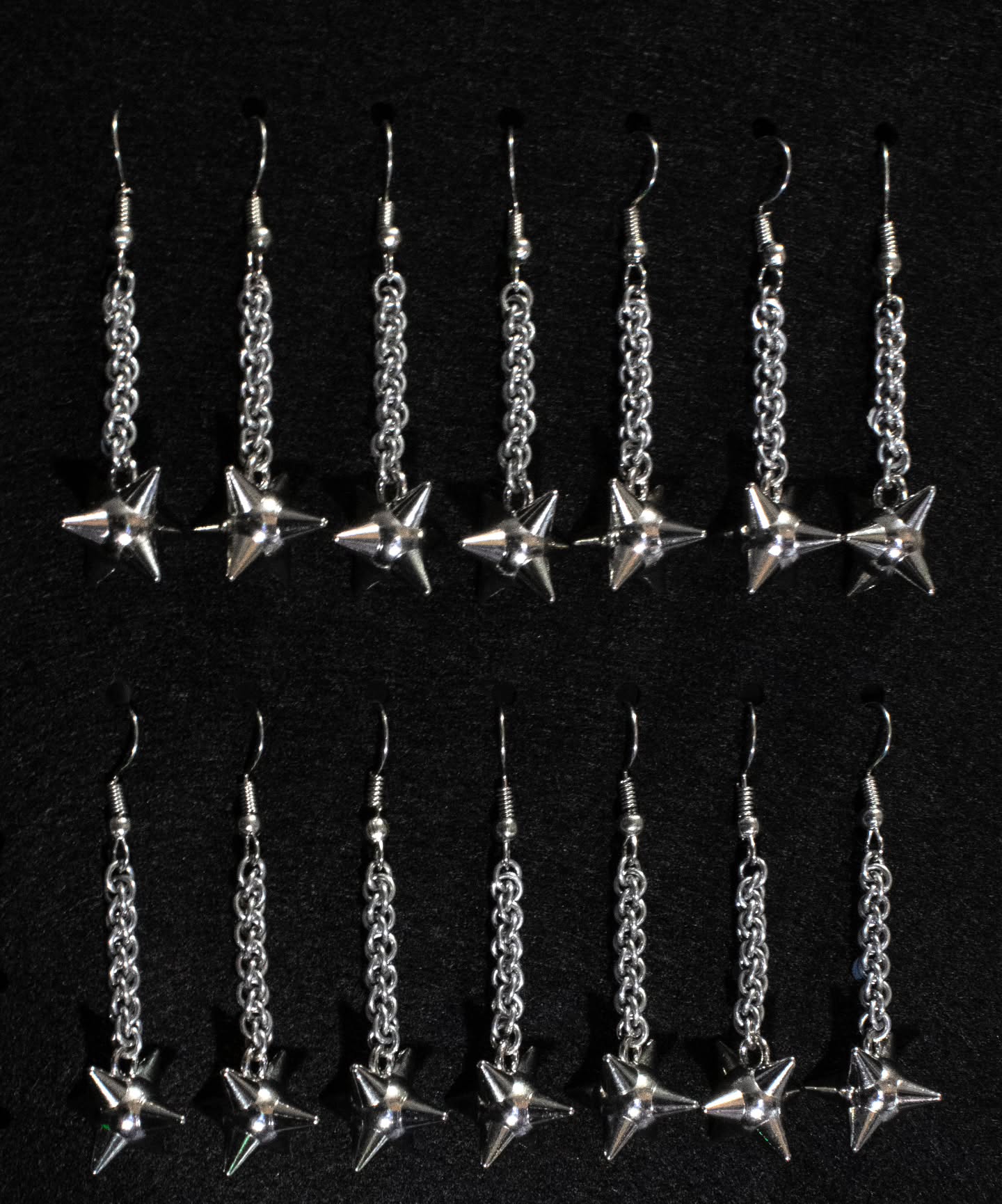 ⚔️ Our popular medieval flail chainmaille earrings are now restocked after selling out! 😍
These will be available on the website within the coming weeks, however you can still purchase them now. DM or email us to place your orders.
#apparitionatelier #handcrafted #modernmedieval #chainmaille #jewellery