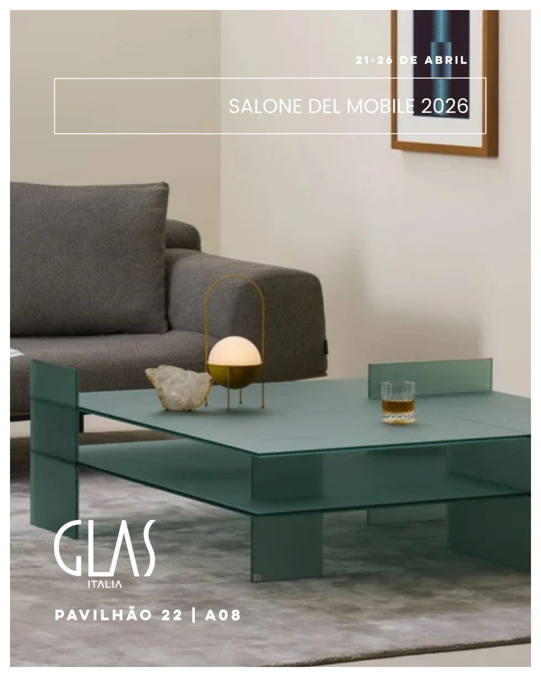 Milão 2026: A Design-Minder convida-o para uma semana de novidades!
De 20 a 26 de abril de 2026, Milão torna-se o epicentro mundial do design com o Salone del Mobile e a Milan Design Week.
A nossa equipa estará presente nos stands e showrooms das marcas agenciadas, apresentando as novidades que vão inspirar os próximos projetos.
Reserve já a sua reunião connosco para garantirmos um tempo dedicado à apresentação exclusiva das novidades.
Salone del Mobile (21 a 26 de abril)
@glasitalia : Pavilhão 22 | Stand A08
Para reservar o seu horário, envie uma mensagem privada ou utilize o link disponível no nosso perfil.