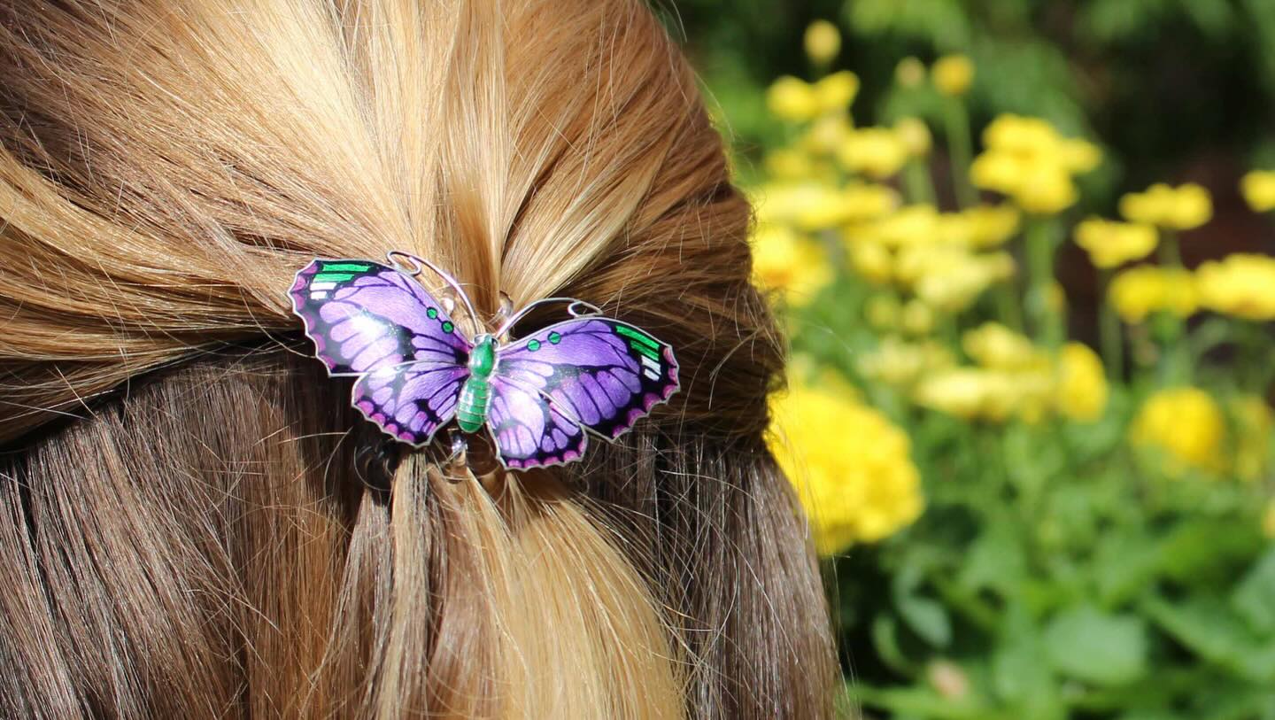 You know we love a brooch but how do you style them?
Our latest newsletter has just landed and it’s all about brooch power!
To never miss an edition sign up on our website
🔗in bio
#antiquejewelryaddiction #broochaddict #brooch #wearableart #bringbackthebrooch