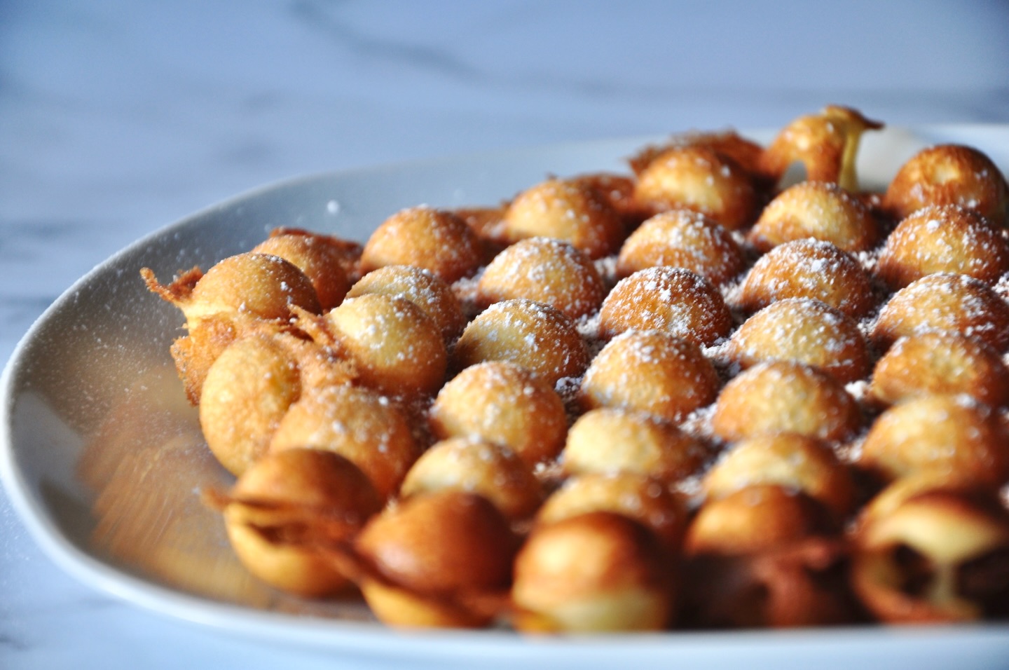 Sunday is always a good idea for bunch. I mean who can resist some Bubble Waffle? 🫧 🧇
.
.
.
#sixtytwomarcket #bubblewaffle