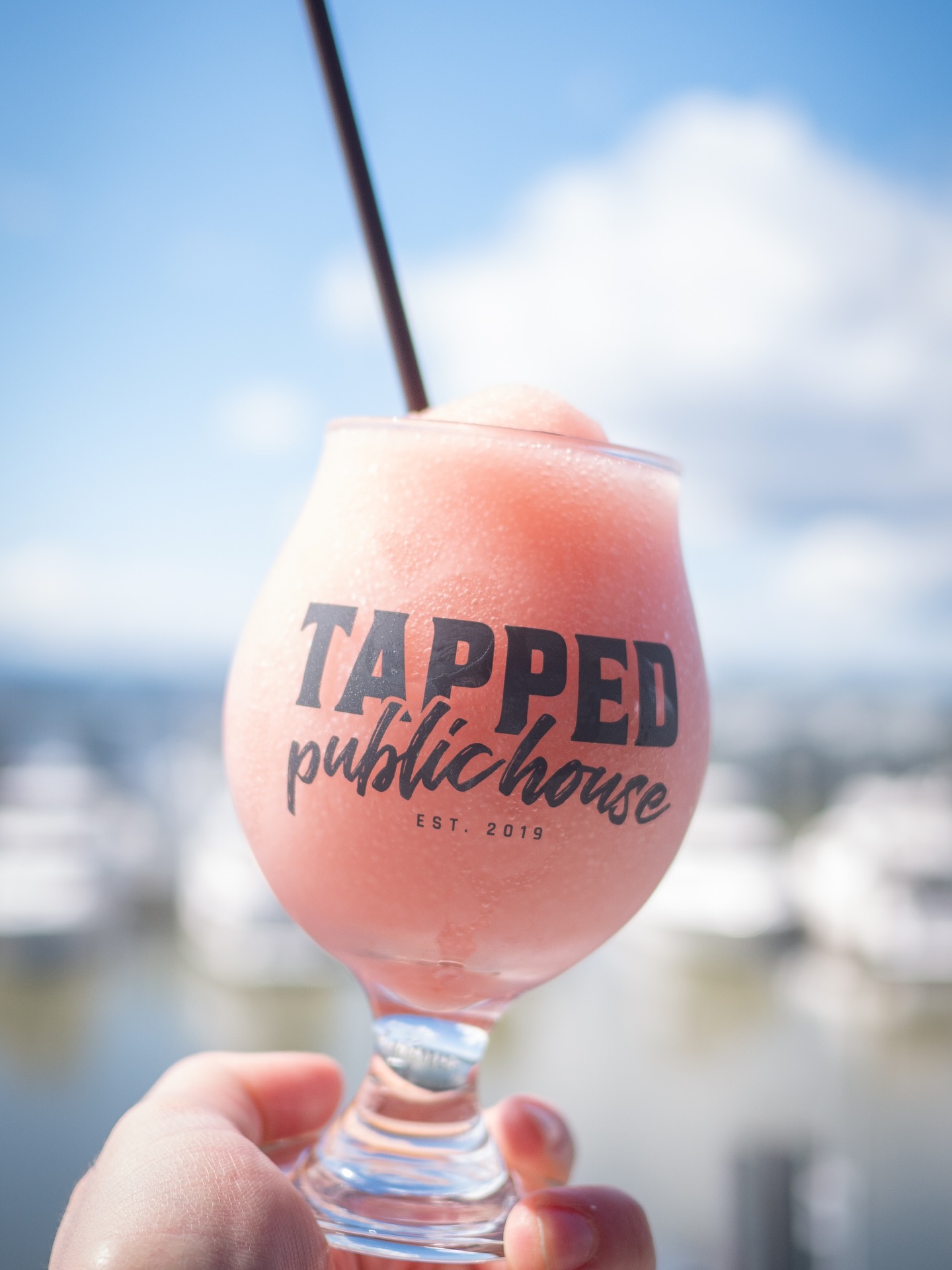 Sun’s out folks! Treat yourself to a Boozy Slushy or even our N/A frozen blue raspberry lemonade ☀️