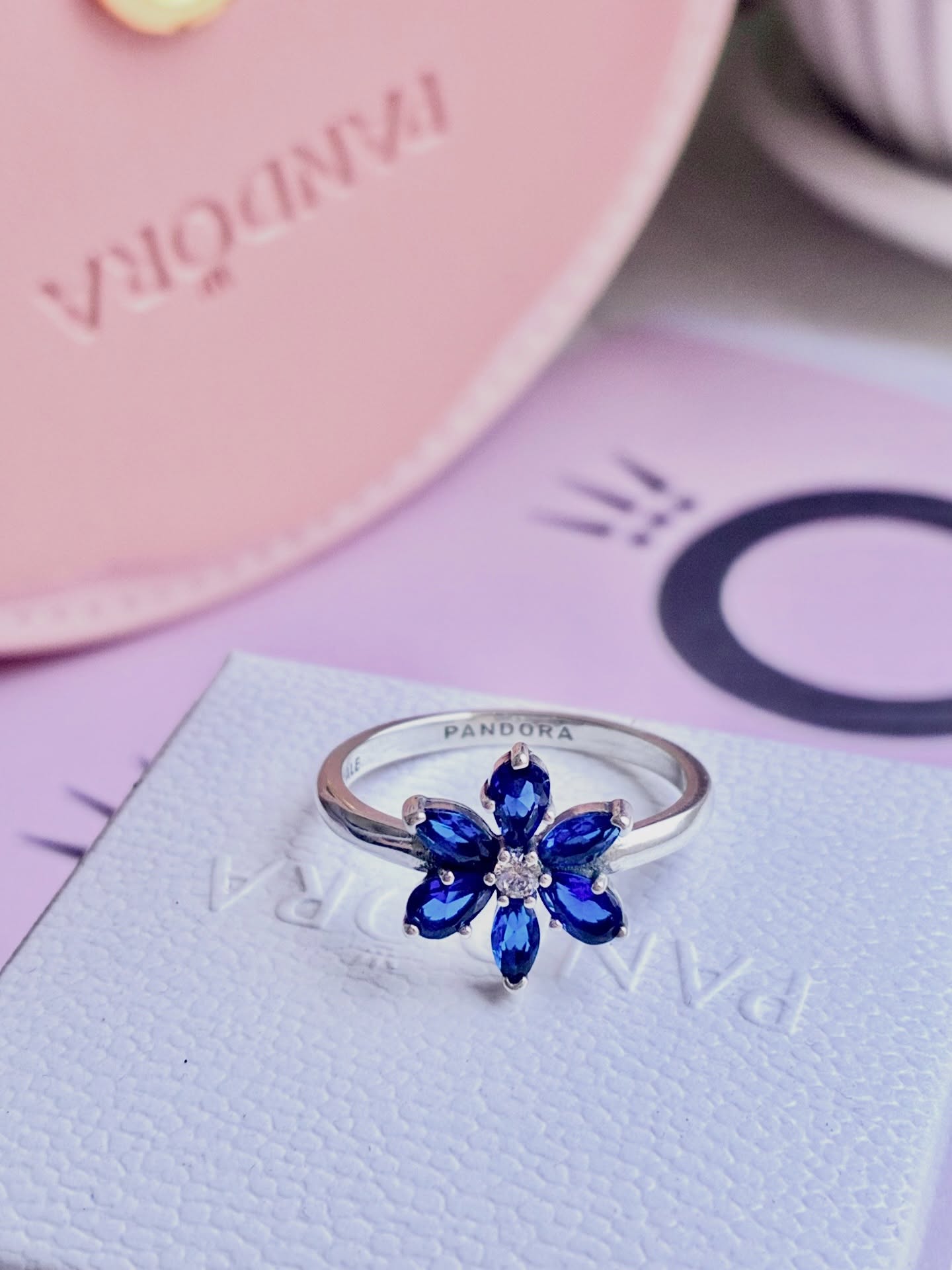 ✨ Anillos que elevan cualquier look ✨
Diseños de inspiración que parecen de lujo… pero a precios que te dejan vender (o consentirte) sin culpa 💍
Cada pieza está pensada para que luzcas increíble o hagas crecer tu negocio con productos que enamoran a primera vista.
🛍️ Compra fácil y rápida:
Disponible en nuestra página web para menudeo
📲 Y si quieres precios especiales, únete a nuestro grupo de WhatsApp para mayoreo
No te quedes viendo… elige tus favoritos antes de que se agoten 🔥
#JoyeriaDeModa #Anillos #VentasMayoreo #Emprendedoras #Accesorios ModaActual CompraOnline