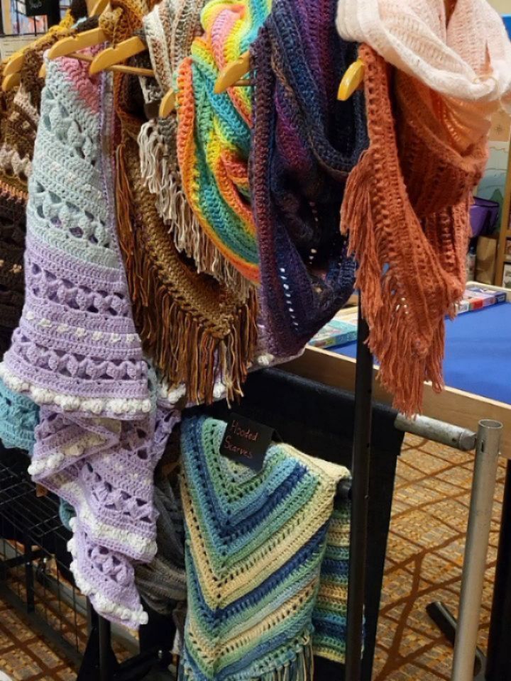 A mythical shop has appeared @greatplainsgamefest ! Come find ARO in the vendors hall past registration. Can't wait to see you adventurers and hear tales of your journeys!
#tabletopgames #smallbusiness #resindice #crocheting #dungeonsanddragons