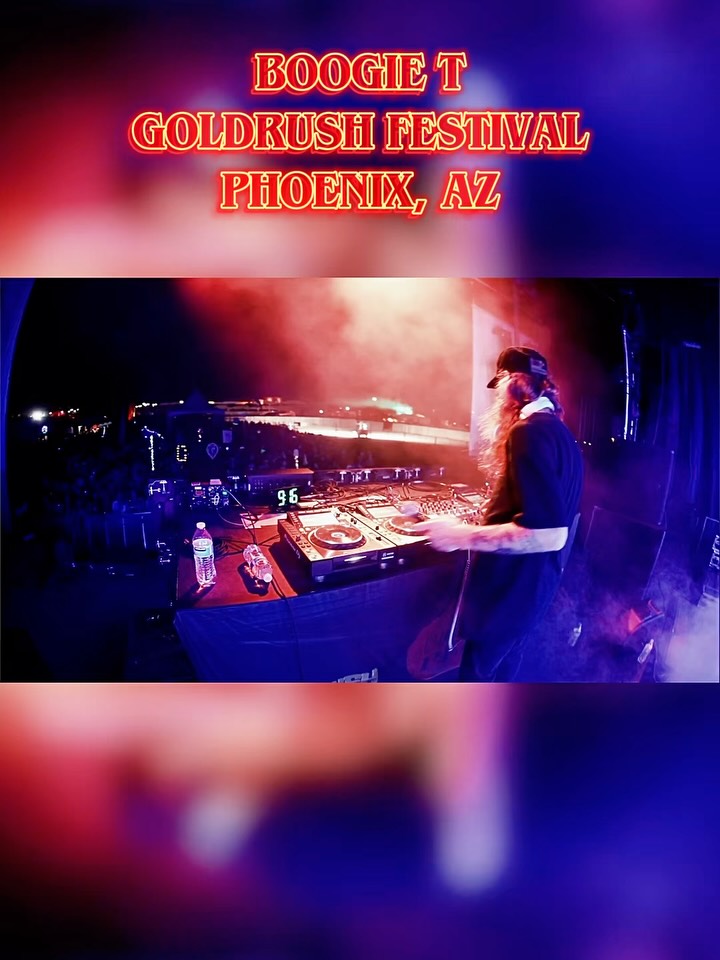 @mrboogiet does in fact boogie and play out original dubstep