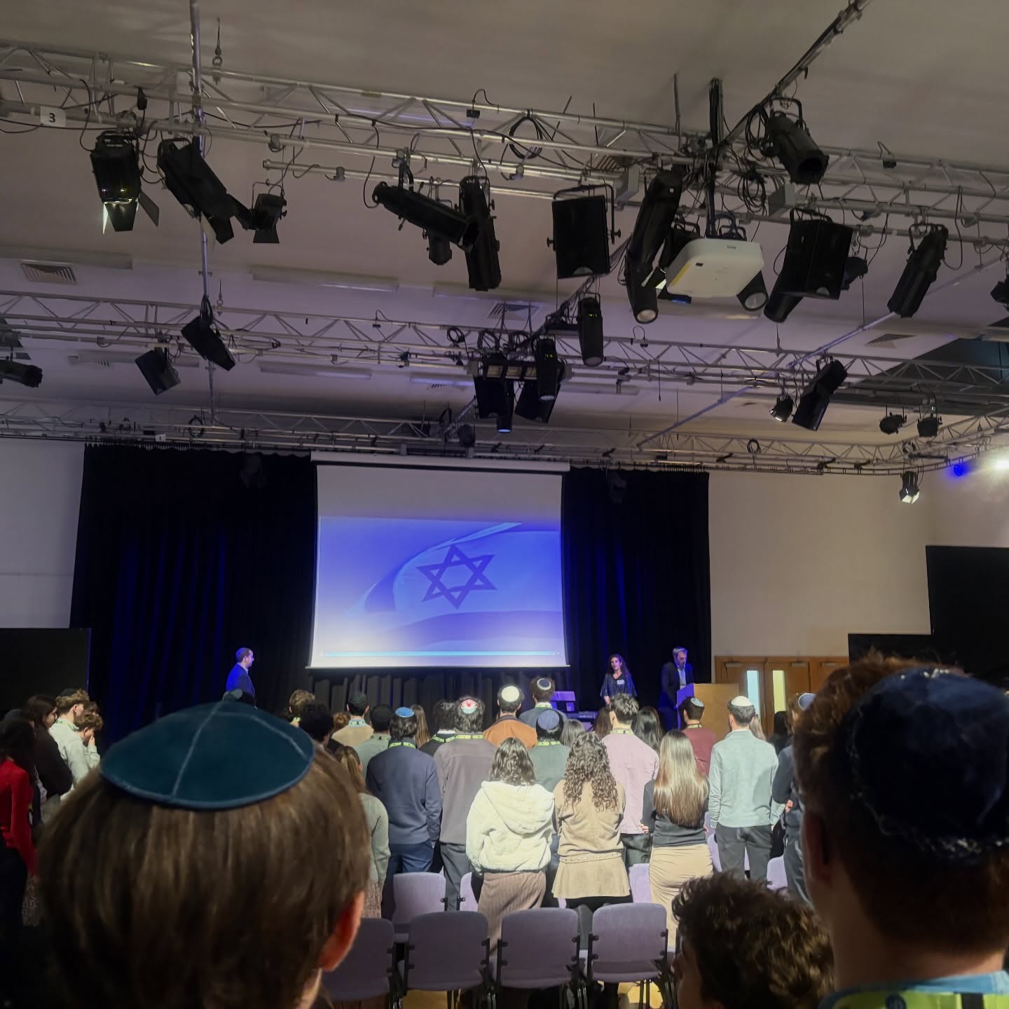 Year 12 had the privilege of attending a powerful and immersive Yom HaShoah ceremony today. Thank you to Rabbi Shaw, Jonny Turgel, and Anna Wohlgemuth for bringing history to life so meaningfully. We will remember. 🕯️